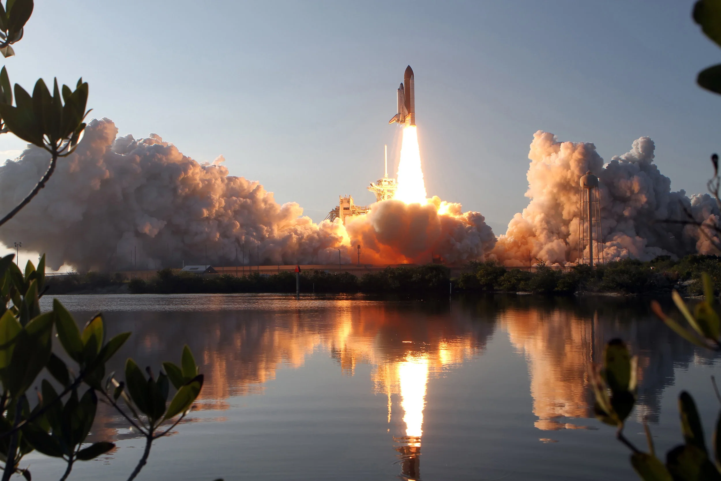 7Space Shuttle Discovery.jpg