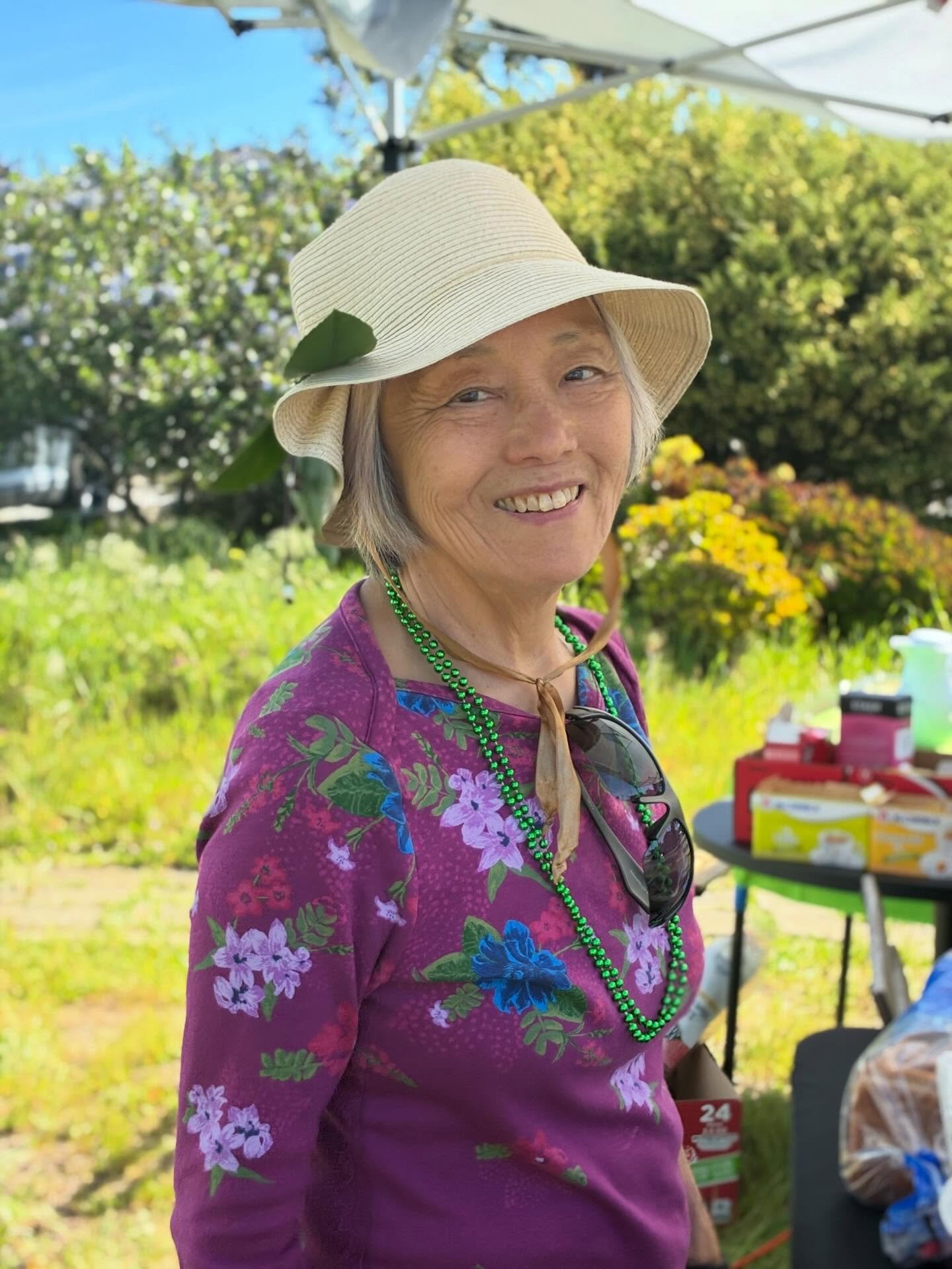 St. Patty&rsquo;s Day was quite the vibe at EcHouse last month! We loved passing out free green necklace swag to @sanfranciscostate, along with several dozen made-to-order sandwiches and coffee. It&rsquo;s a joy and a delight to show love and compass