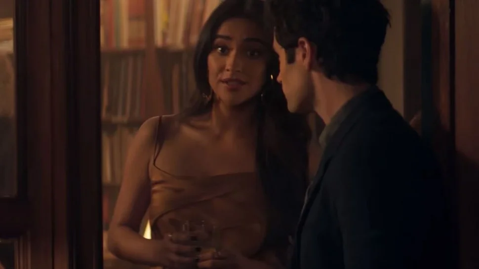 SHAY_MITCHELL_PENN_BADGLEY_1080.jpeg