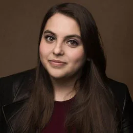 BeanieFeldstein.jpeg