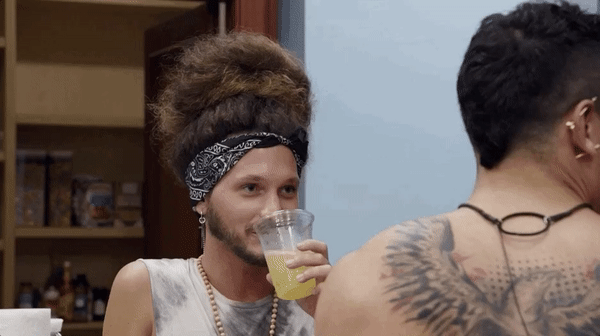 Jonathan staring at Justin while Justin gives zero fucks: a variation on a theme