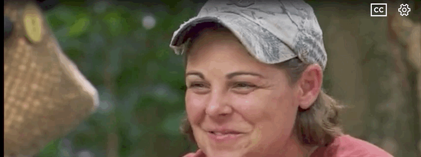 Elaine uses her humor to get close to other castaways.