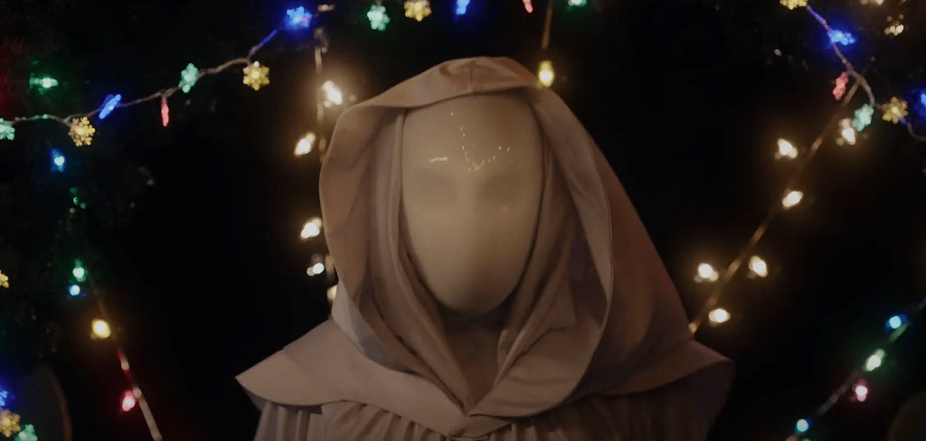 12 Days of Christmas Movies, Day 4: It's A Wonderful Knife