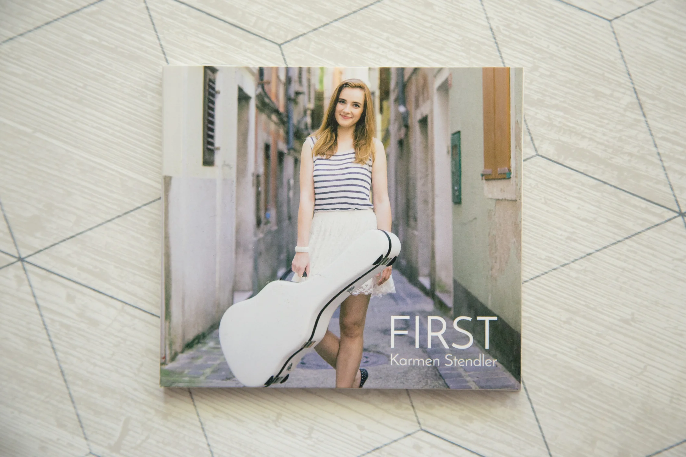 Karmen_Stendler_CD-First-www-1.jpg