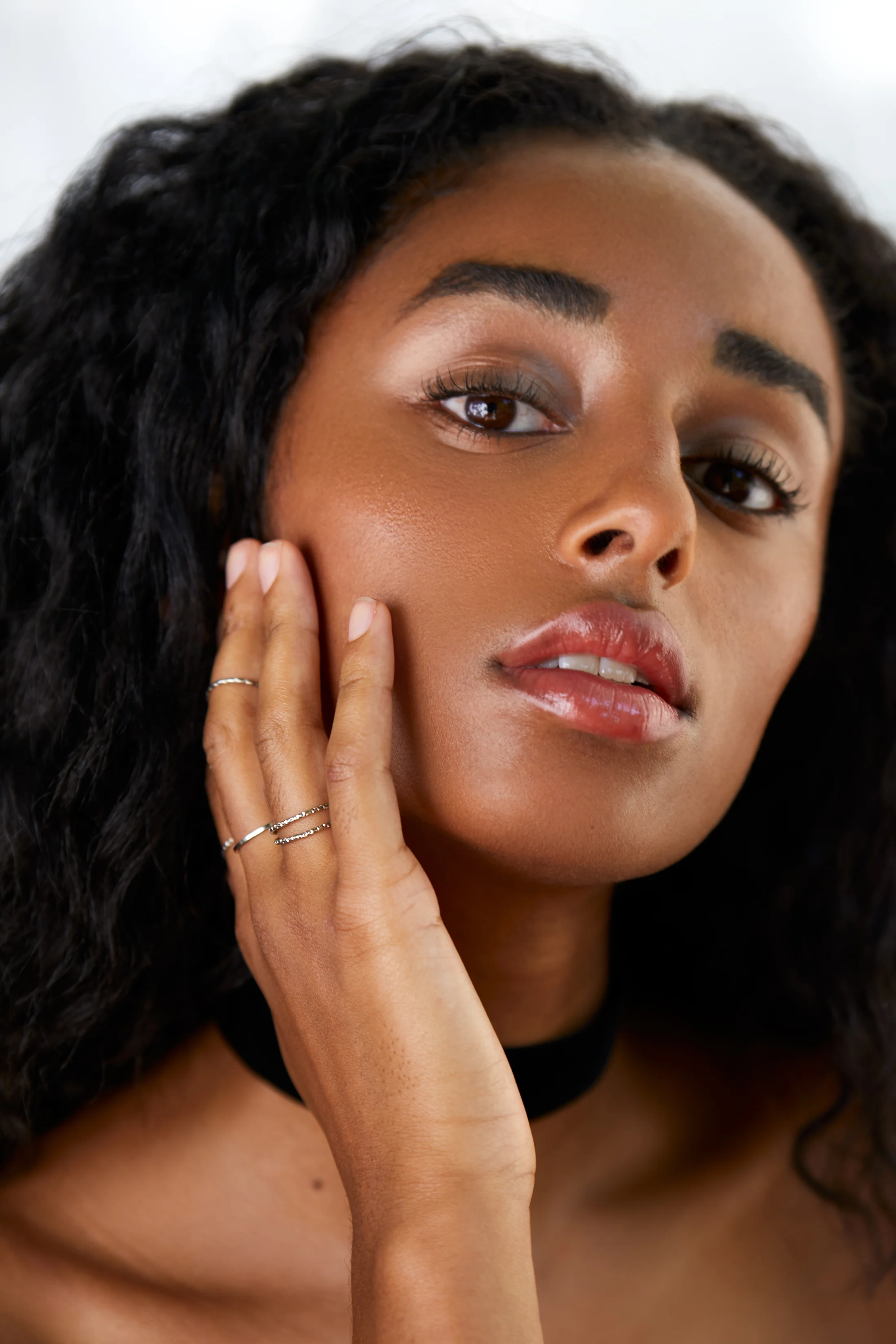 Melena-HAnd.jpg
