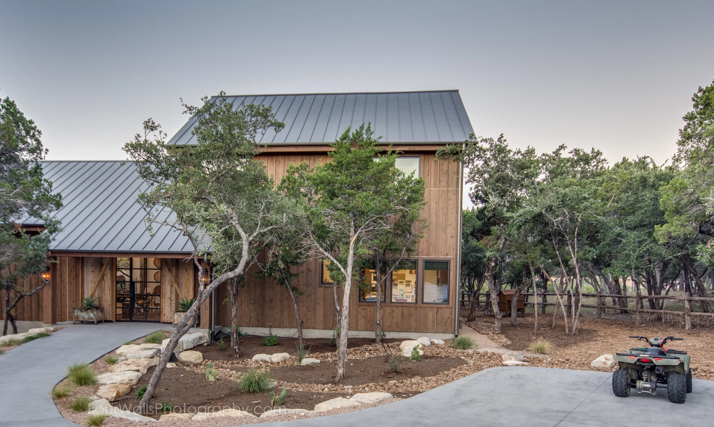 LJ Barn-141-Enfused.jpg