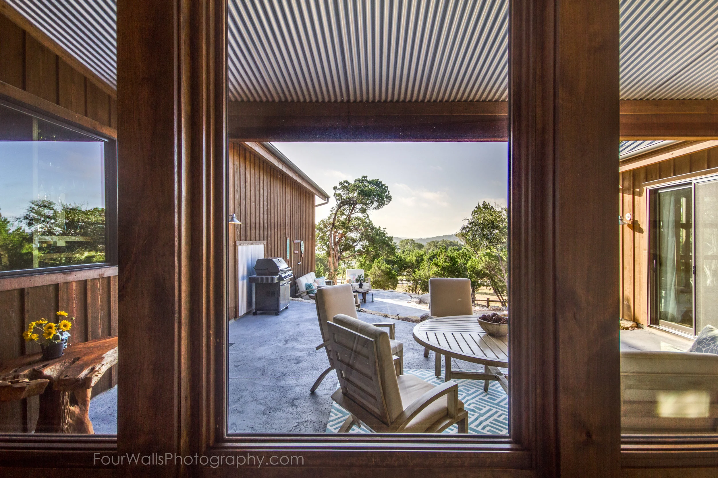 LJ Barn-338-Enfused.jpg