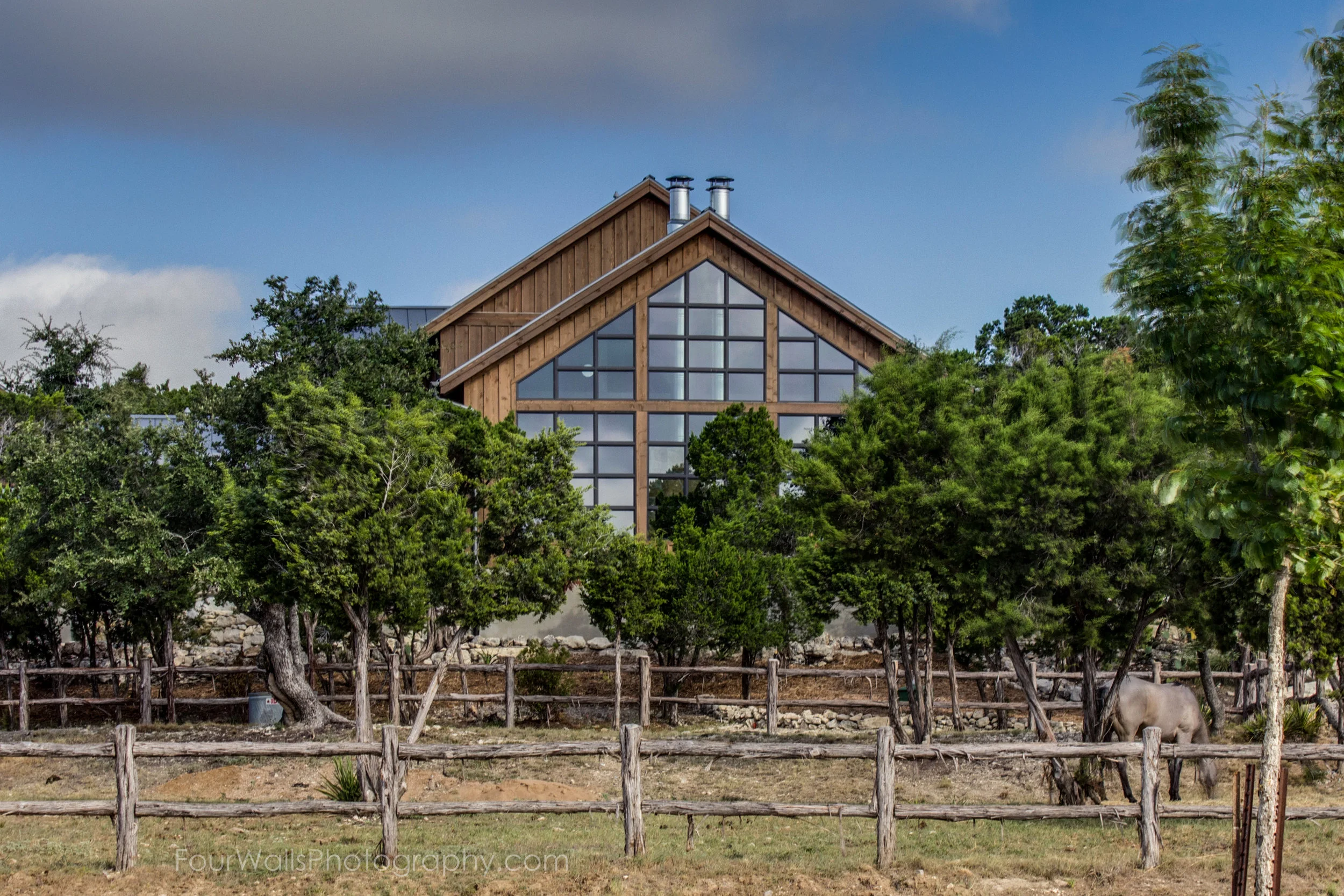 LJ Barn-395-Enfused.jpg