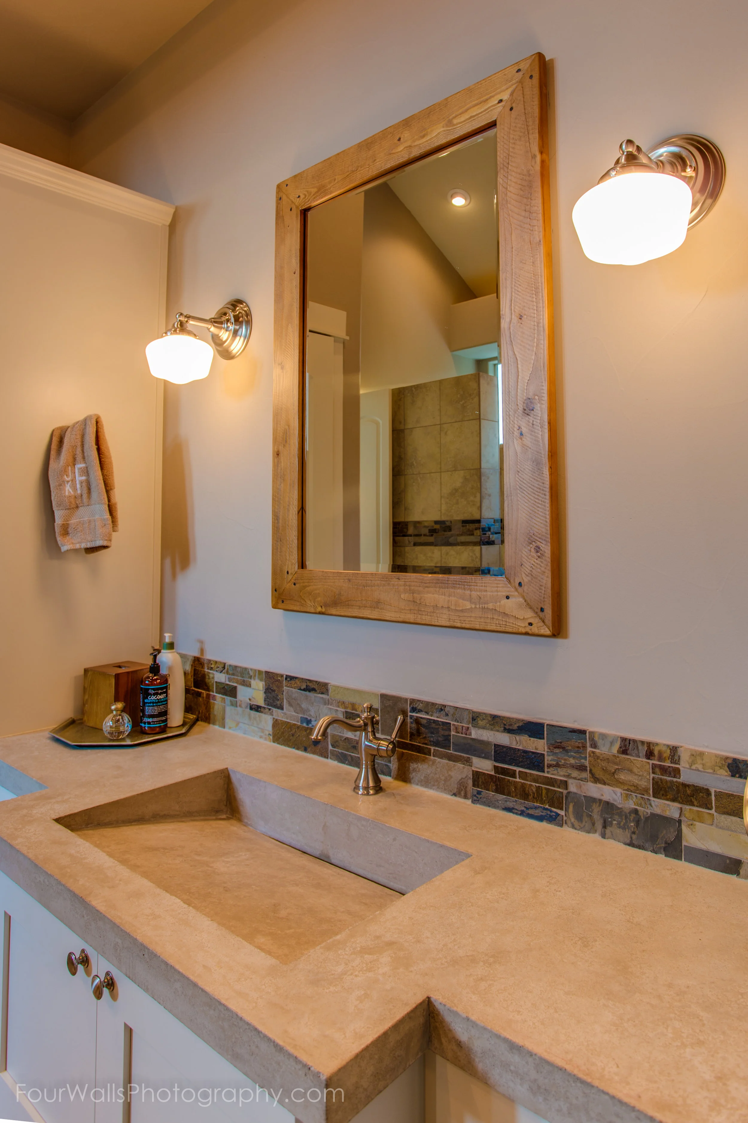 Travis Creek - K and SF-162-Enfused_1394.jpg