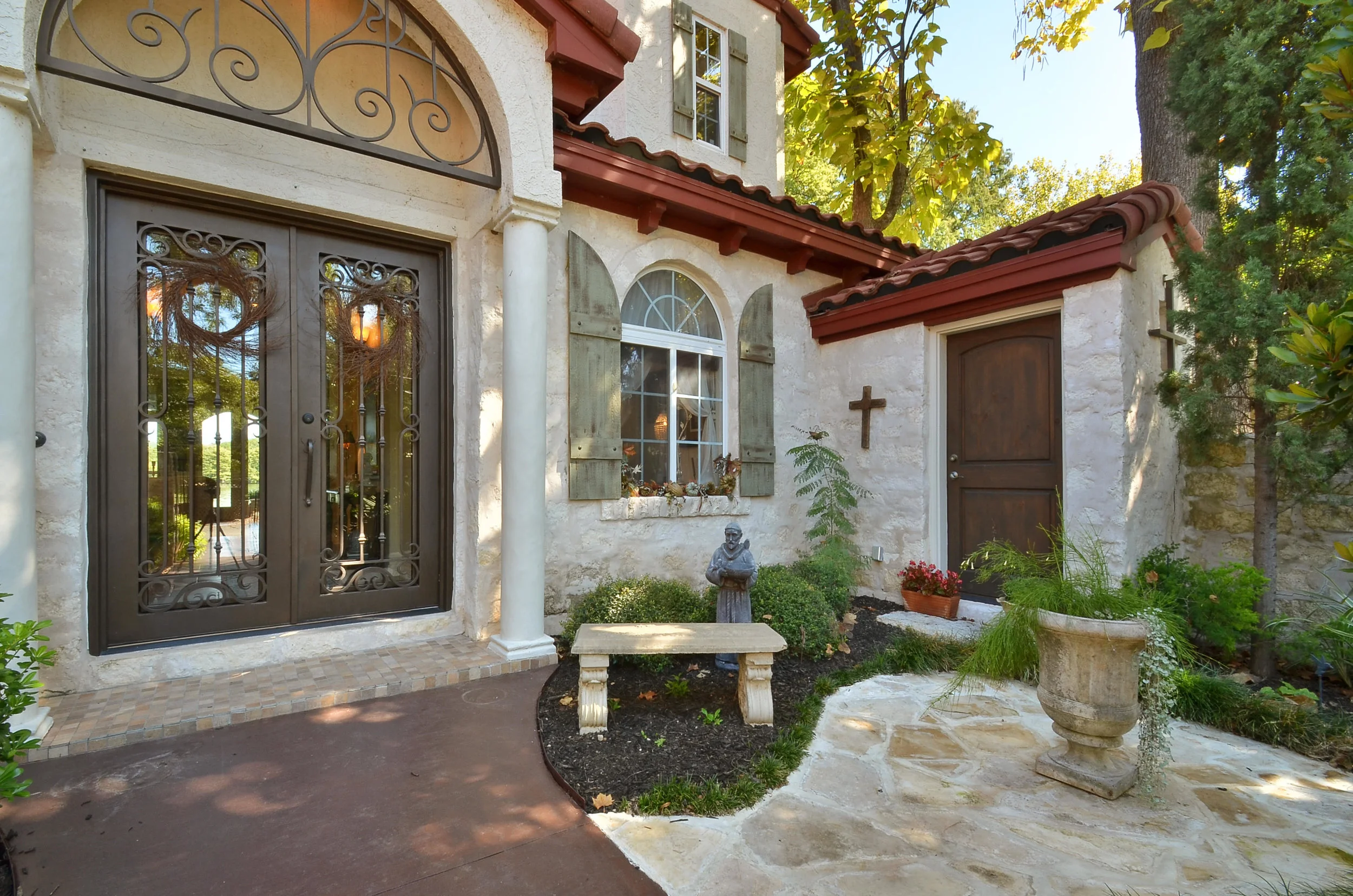 1754 Channel Road-print-002-Exterior Front 03-3696x2448-300dpi.jpg