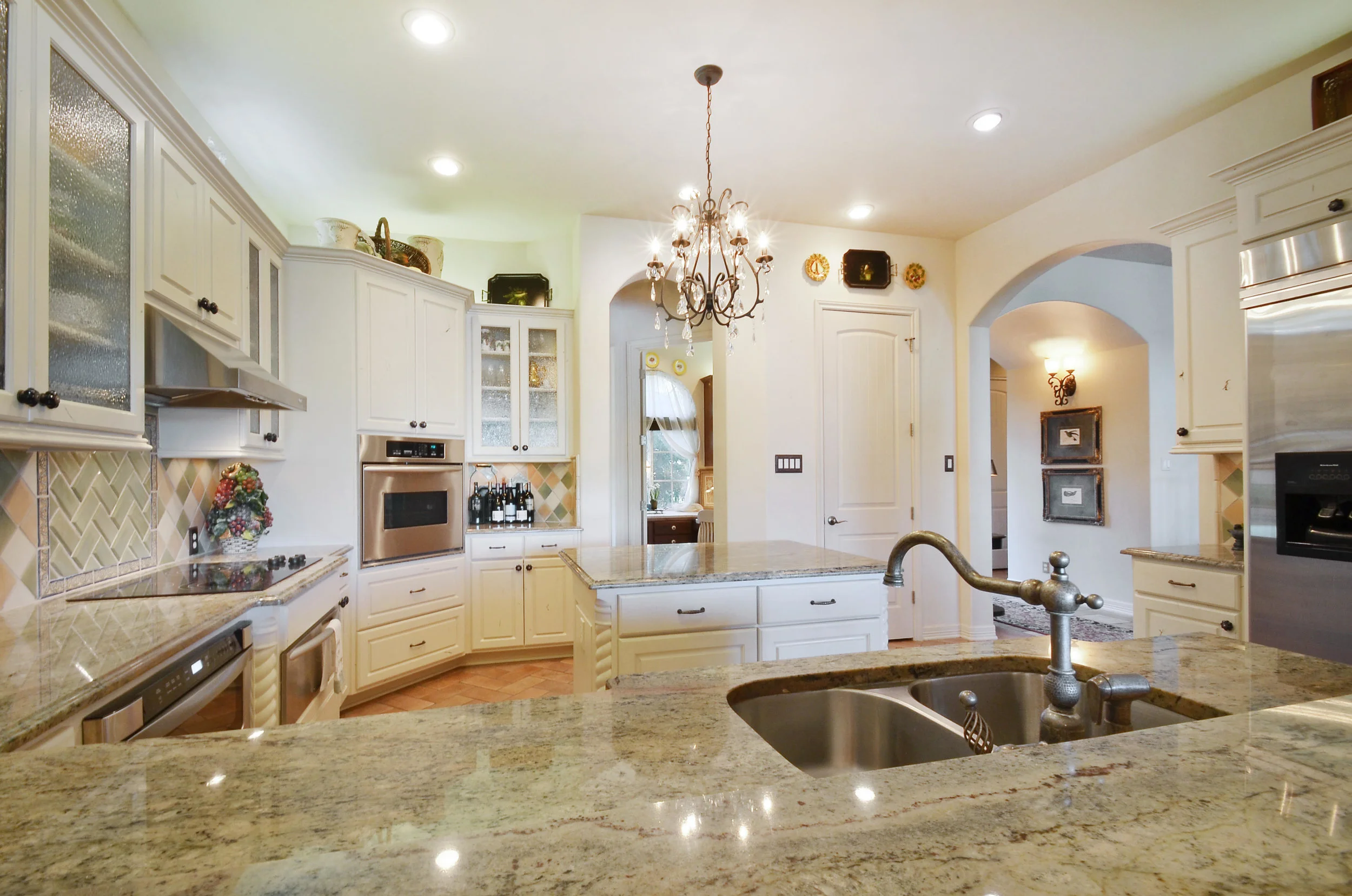 1754 Channel Road-print-009-Kitchen and Breakfast 03-3696x2449-300dpi.jpg