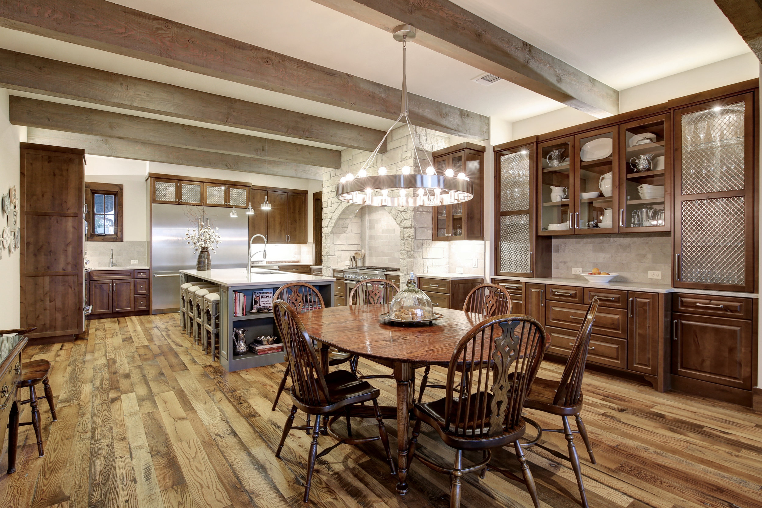 2101 Ruffian Heights Ln-print-018-12-Family Kitchen Dining 014-3840x2560-300dpi.jpg