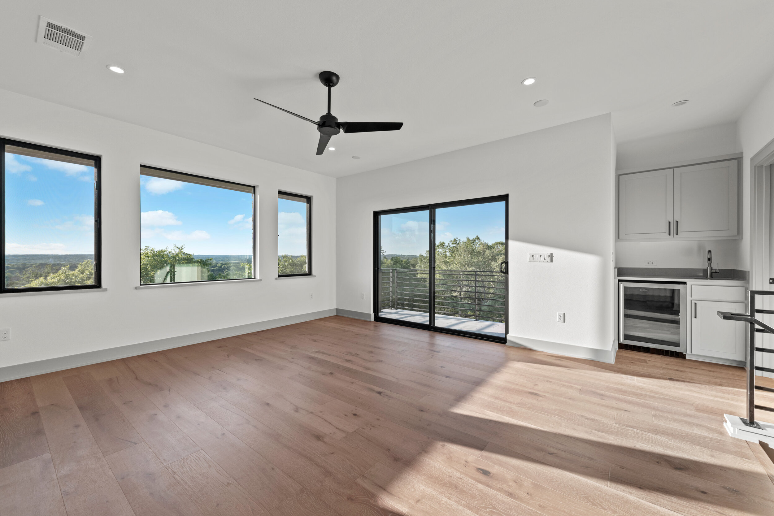 322 Delayne Drive_24.jpg