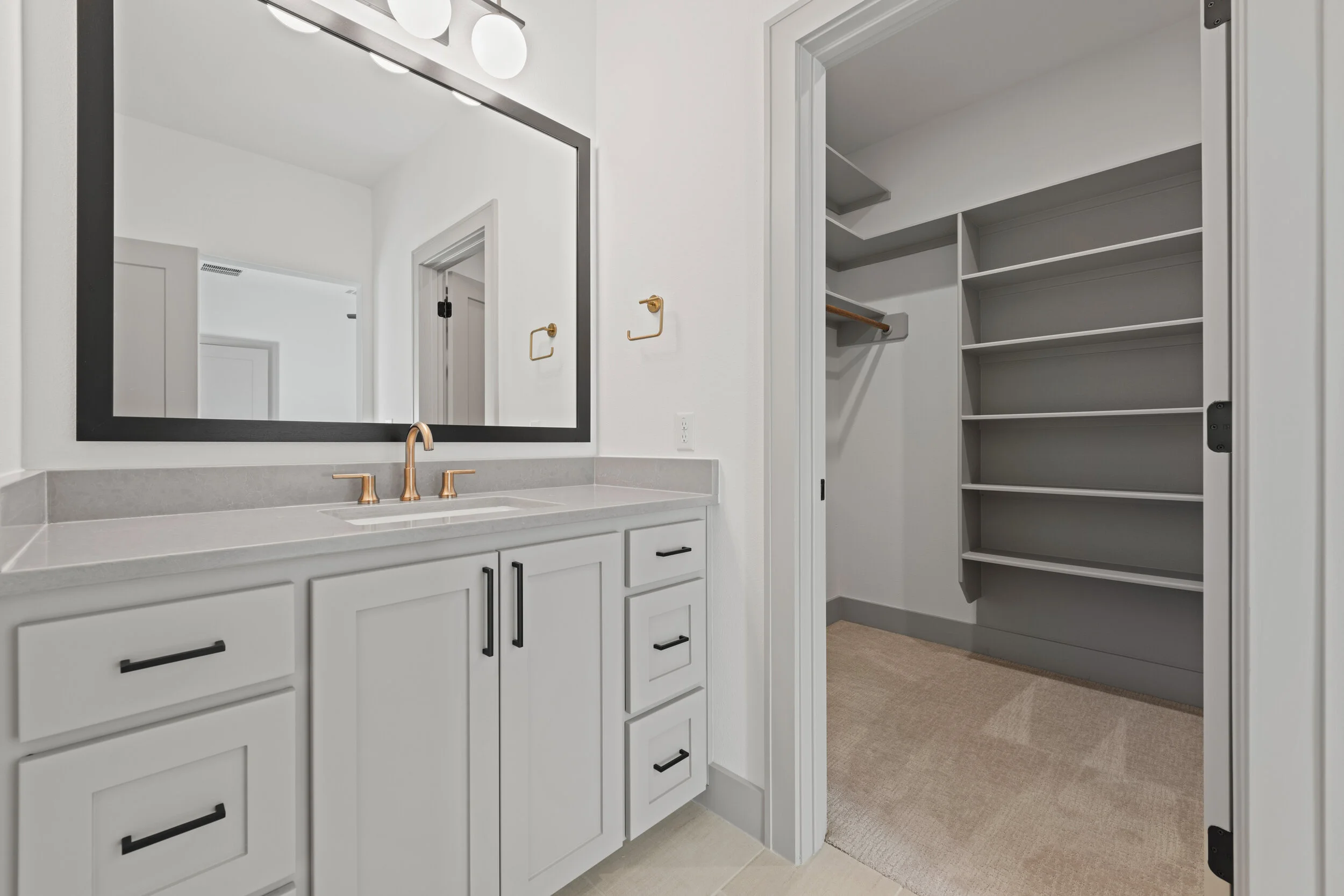 322 Delayne Drive_27.jpg