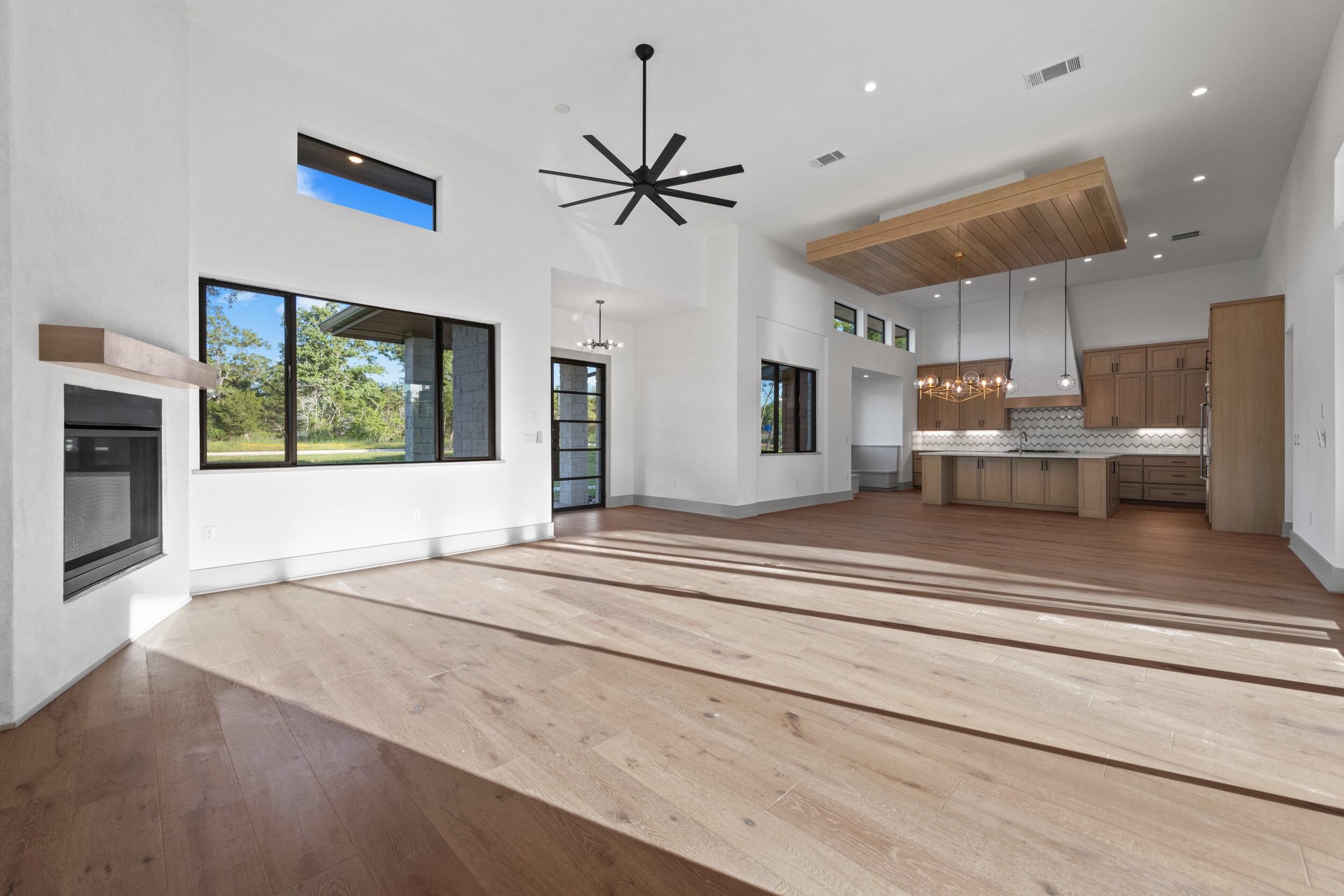 322 Delayne Drive_06.jpg