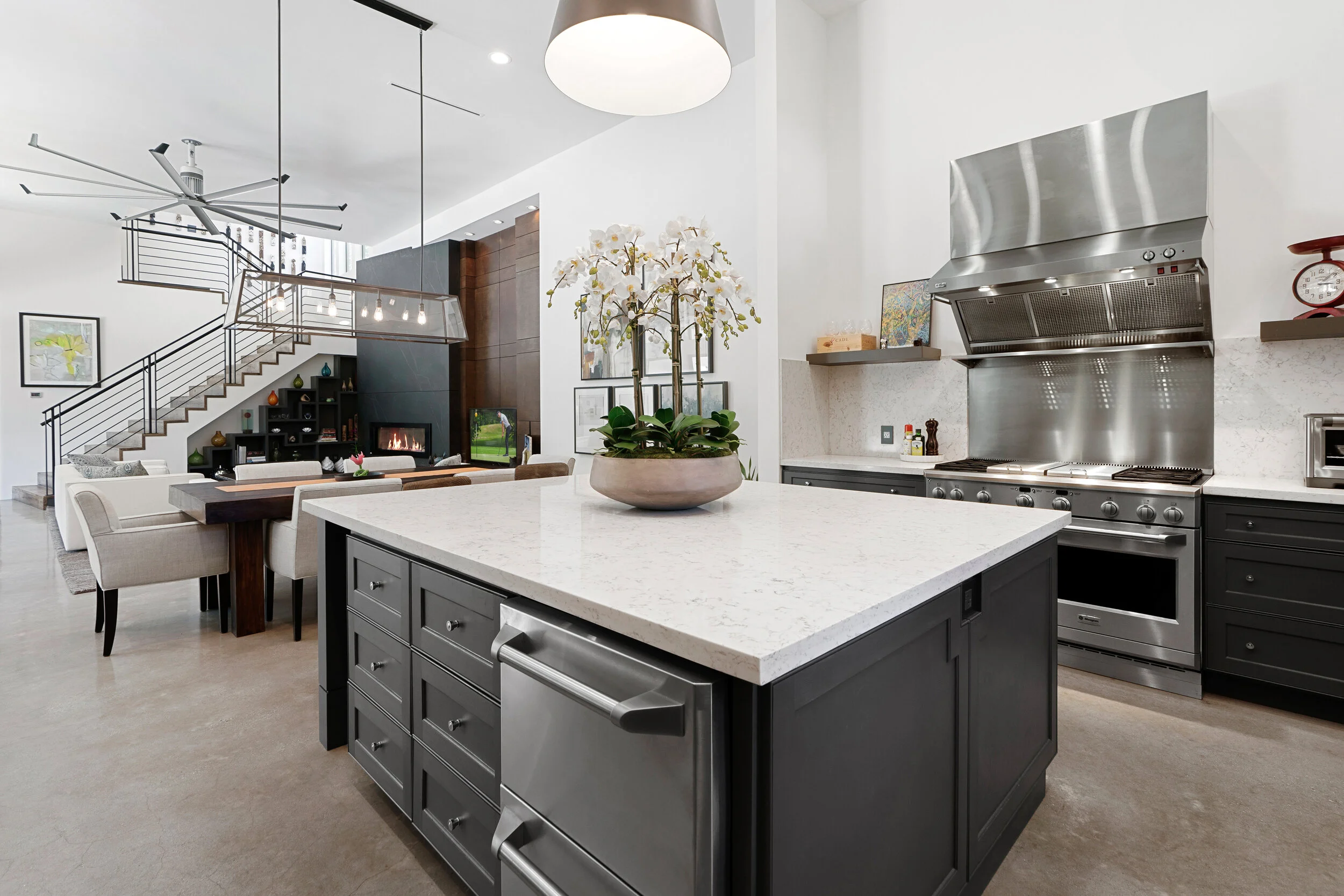 3155 Bentwater Dr W-Montgomery-042-Large.jpg