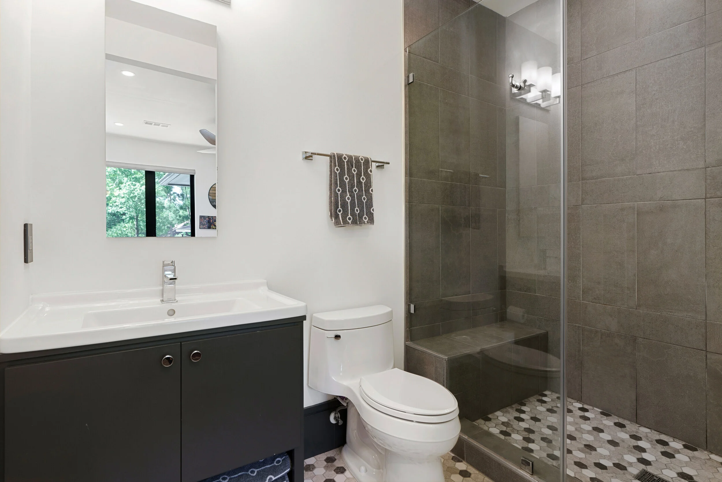 3155 Bentwater Dr W-Montgomery-066-Large.jpg