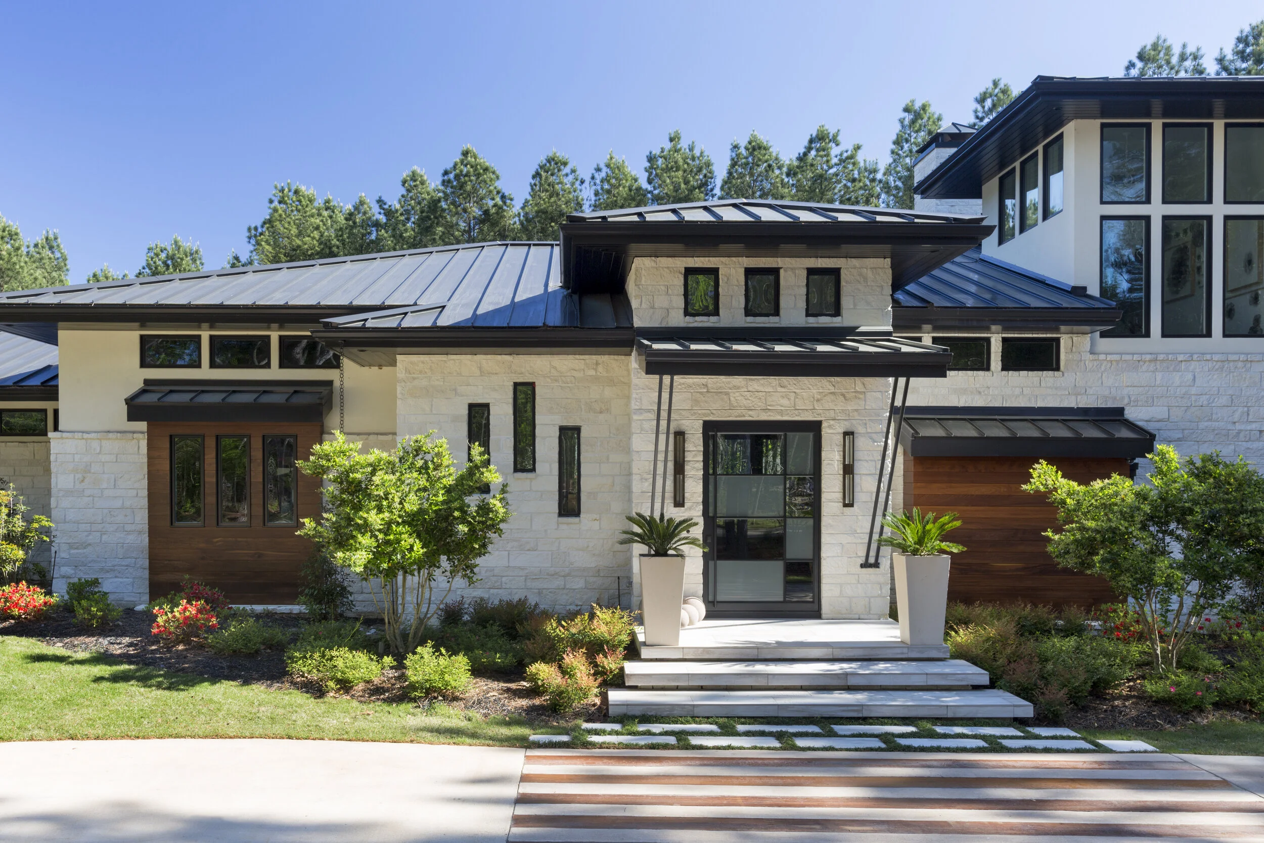 BC_exterior3-5113.jpg