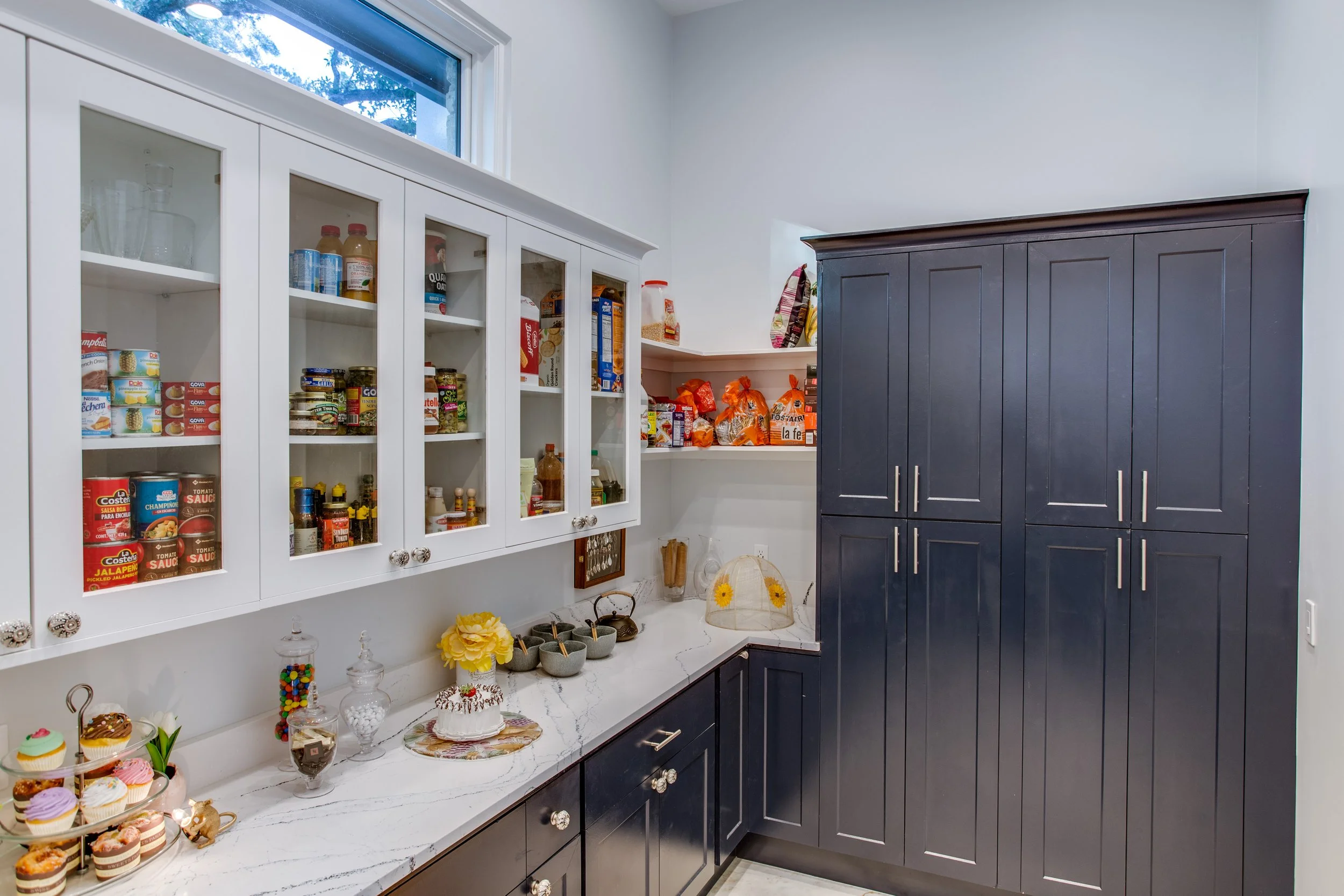 Pantry.jpg