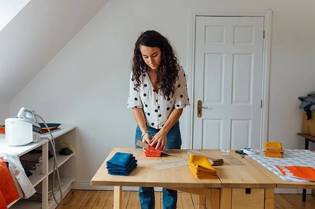 Meet Sarah, one half of @enrichandendure // Sarah and Lorcan package all of their orders by hand, adding a personal touch to each one. ❤️ Make sure to check you this weeks blog on nativeivy.blog.🌿