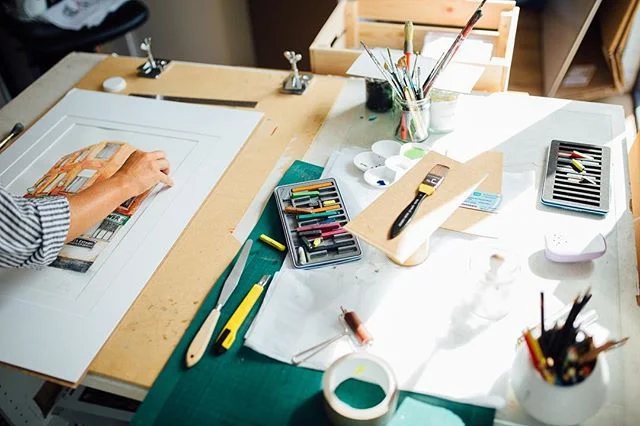 I love getting the opportunity to step into an artist/makers world for a few hours! I Can&rsquo;t wait to share this feature with you tomorrow! I&rsquo;m Going to be sharing photos from this shoot all week. 🎨