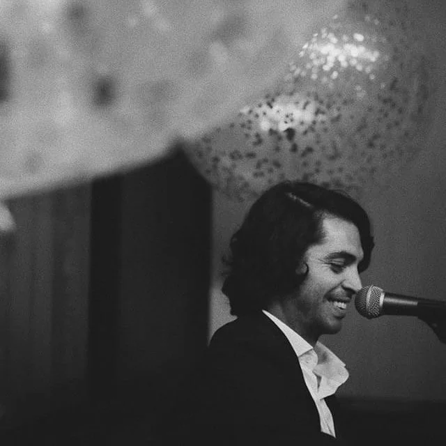 DAN IRWIN LIVE SOLO GUITAR