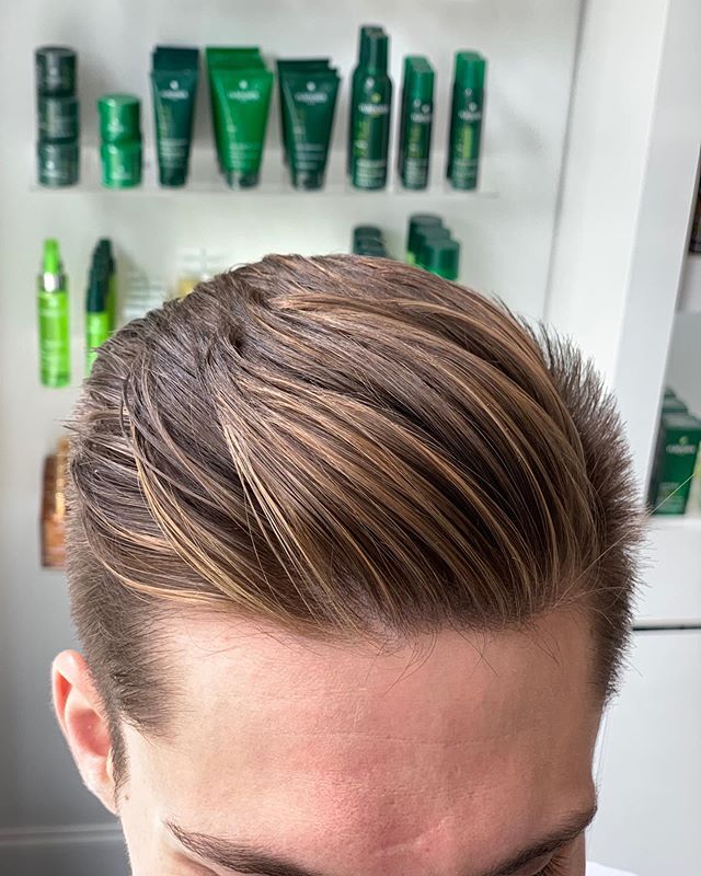 Supernatural. It&rsquo;s like natural, but in reality it isn&rsquo;t.  It&rsquo;s a combination of talent and experience, with a high quality color system. #greenvillehair #yeahthatgreenville #brolights #babylights #menshair #mensstyle #mensfashion
