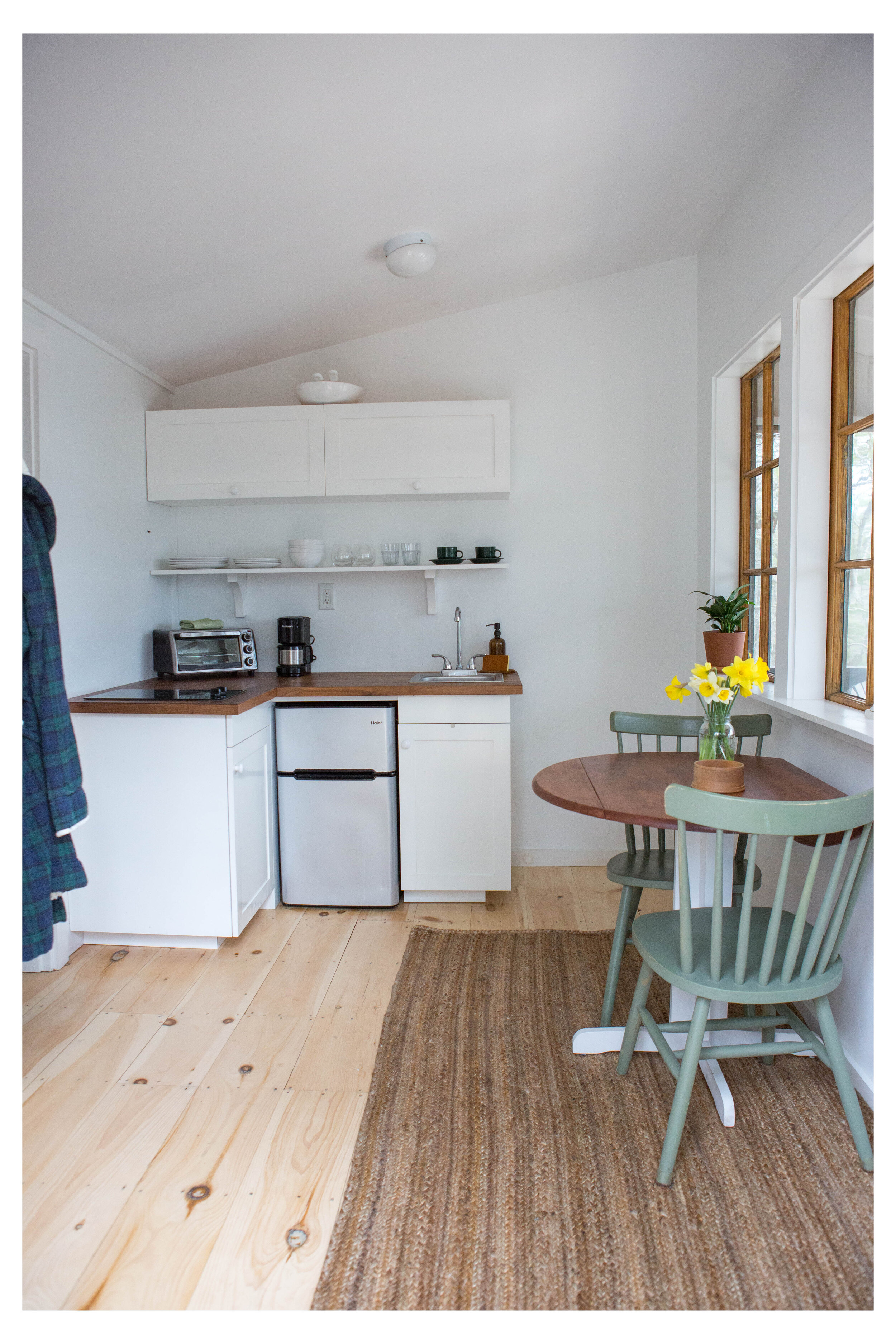 Seguin Maine Treehouse Kitchen