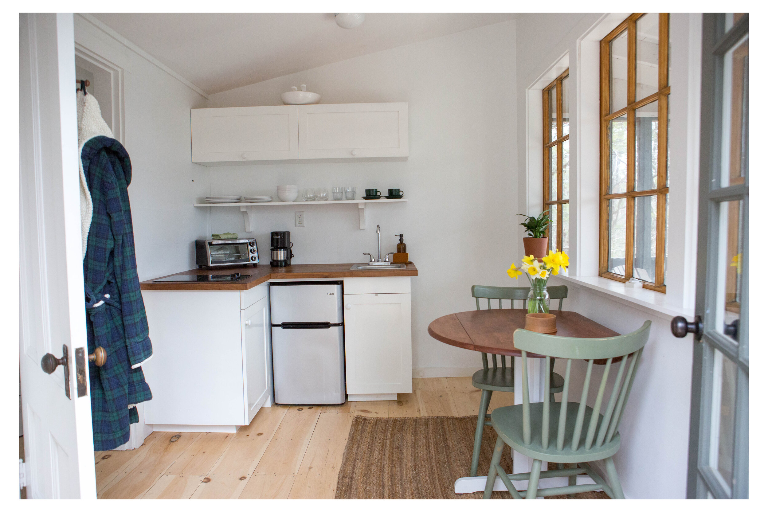 Seguin Maine Treehouse Kitchen