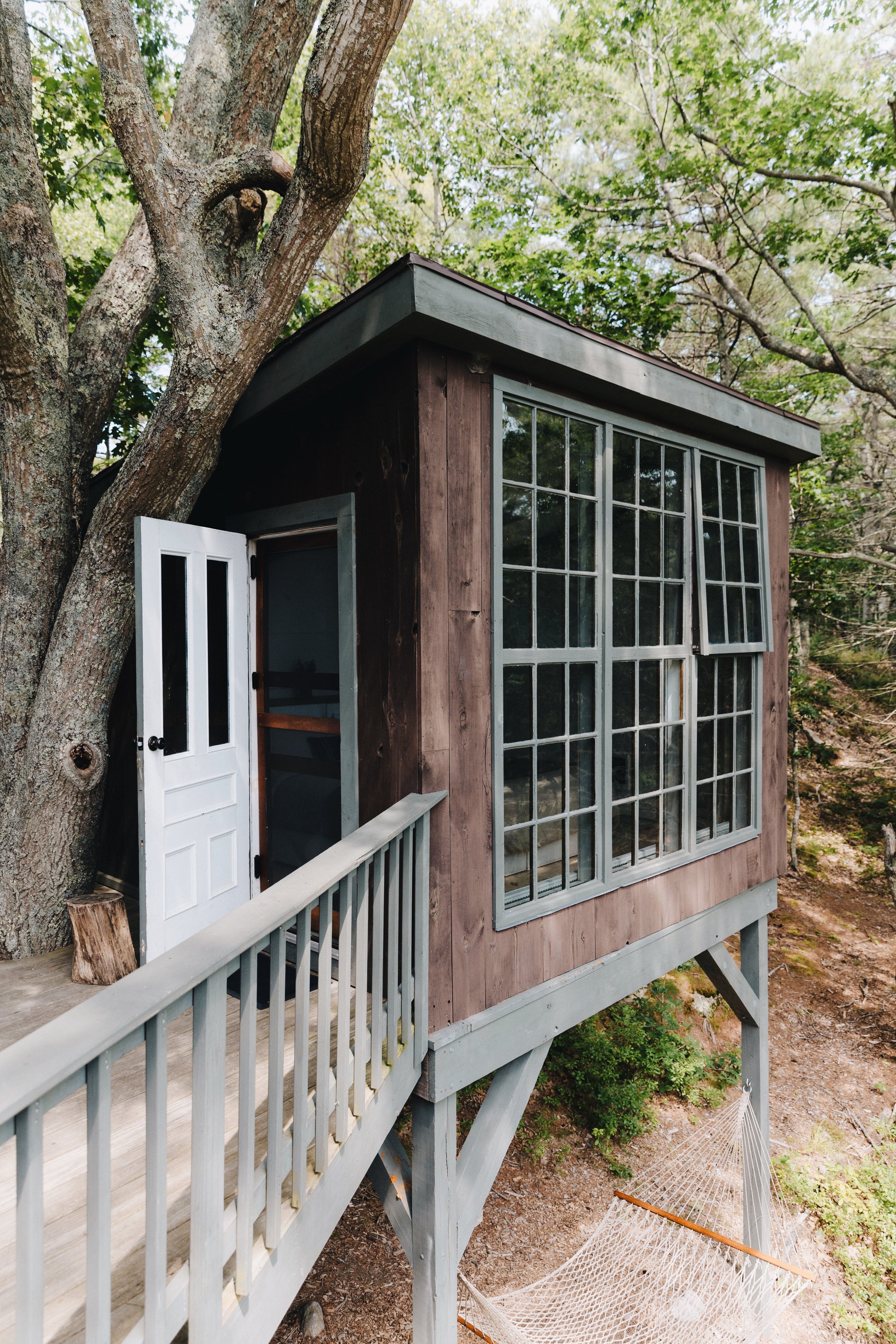 Madawaska Treehouse Tree Deck Bedroom