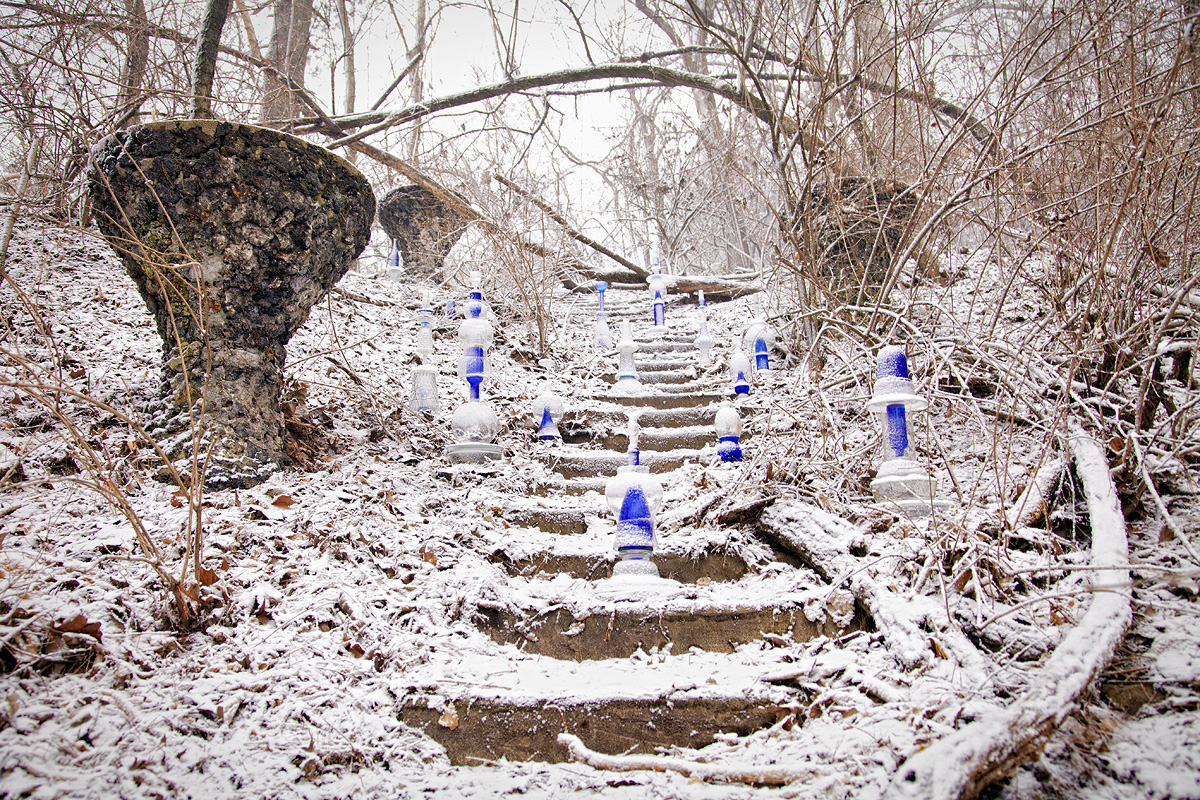 snowstairs1200.jpg