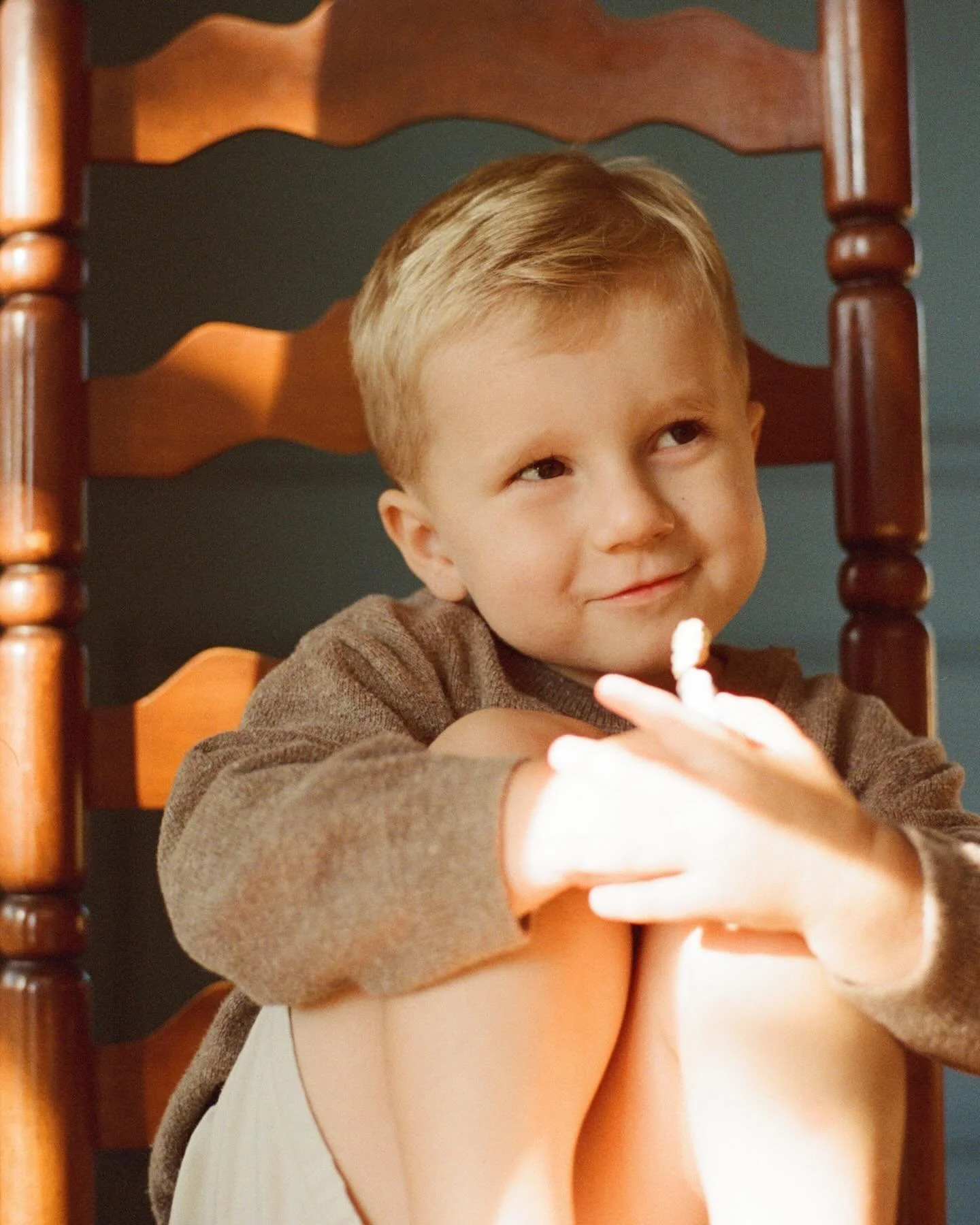 One of my favorite families on film in their home 💕🎞️