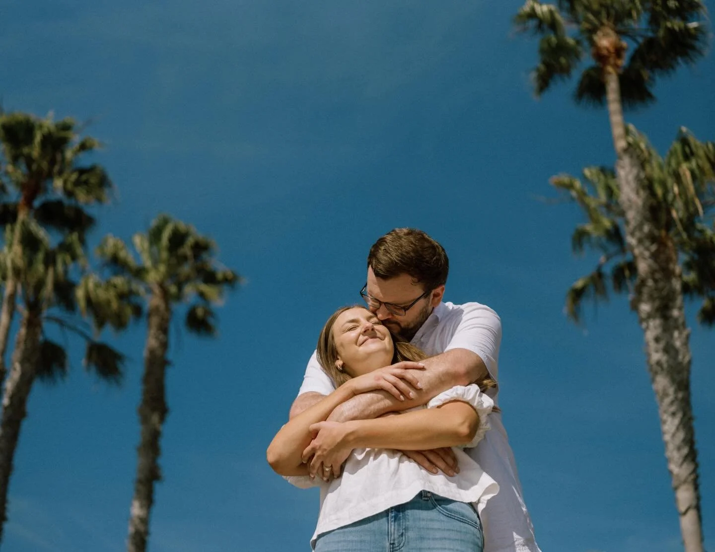 Matt and Victoria and the palm trees! &hearts;️🌴☀️