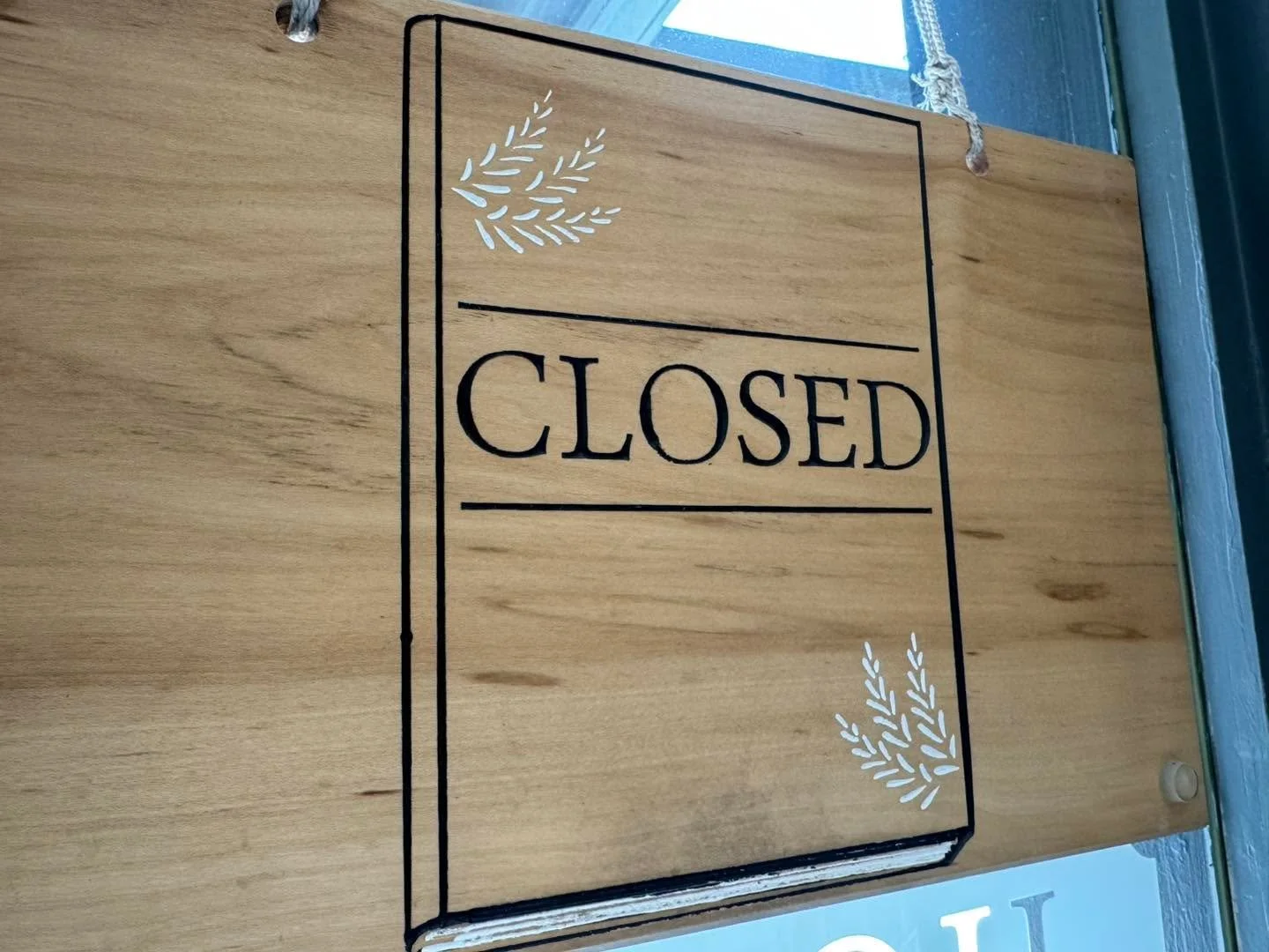 Happy Easter!!
Our shop is closed today so that our staff may enjoy the holiday with their families. We hope you are doing the same. 🤍