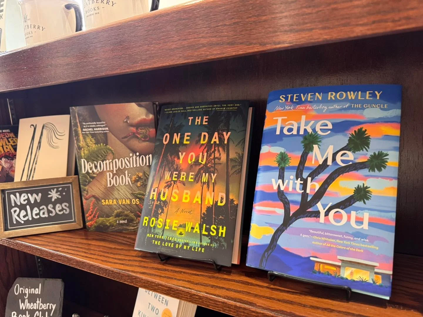 Today&rsquo;s new release shelf is giving summer reading vibes 😎