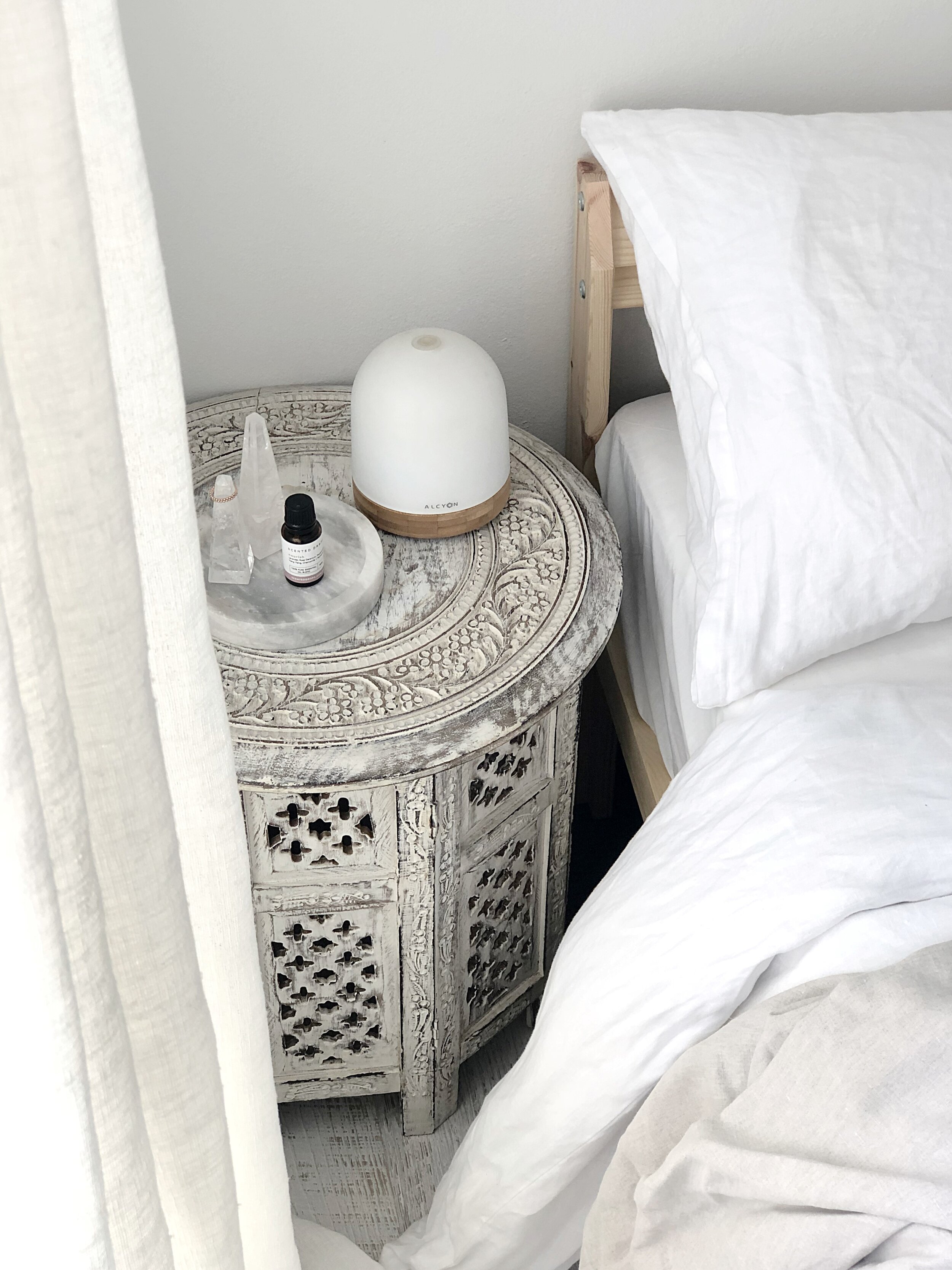 diffuser & oils bedroom.JPG