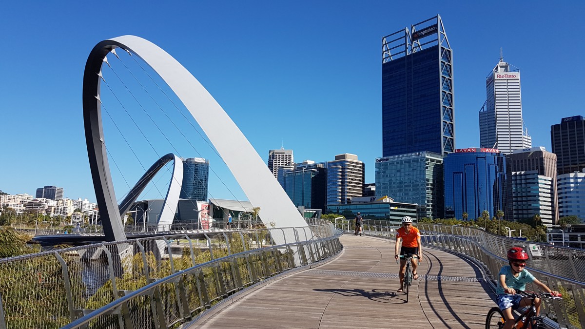 Kwinana Freeway Pedestrian Bridges - WA