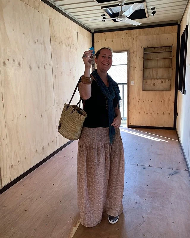 *slightly awkward photo of me* BUT too excited to care ... I have a studio space all for me! I picked up the keys yesterday and today my sweet (noisy) family and I took a whole load of things in to set up. ⠀
⠀
So this space is filling up with my weavings, fabric, yarn and some sewing supplies (for selling), as well as some very VERY beautiful pieces from @deadwoodcreative⠀
⠀
Come visit me @m.arts.precinct : I’ve got tea & tea cups (and currently a very tiny teapot until I find a bigger one 🍵☕️), and we can sit and stitch or weave 🧵✂️🧶 and chat.