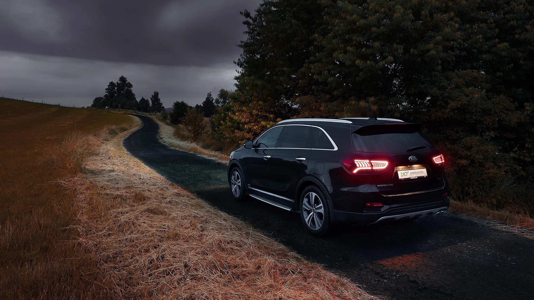 KIA-Sorento-zadek-klikata-cesta-Beskydy-vetsi-orez-nove-barvy-LR-FB.jpg
