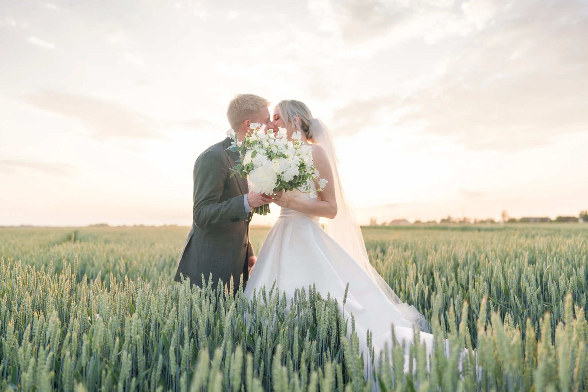 Wedding_Zuzana_and_Clement_Nimerice_Castle_00061.jpg