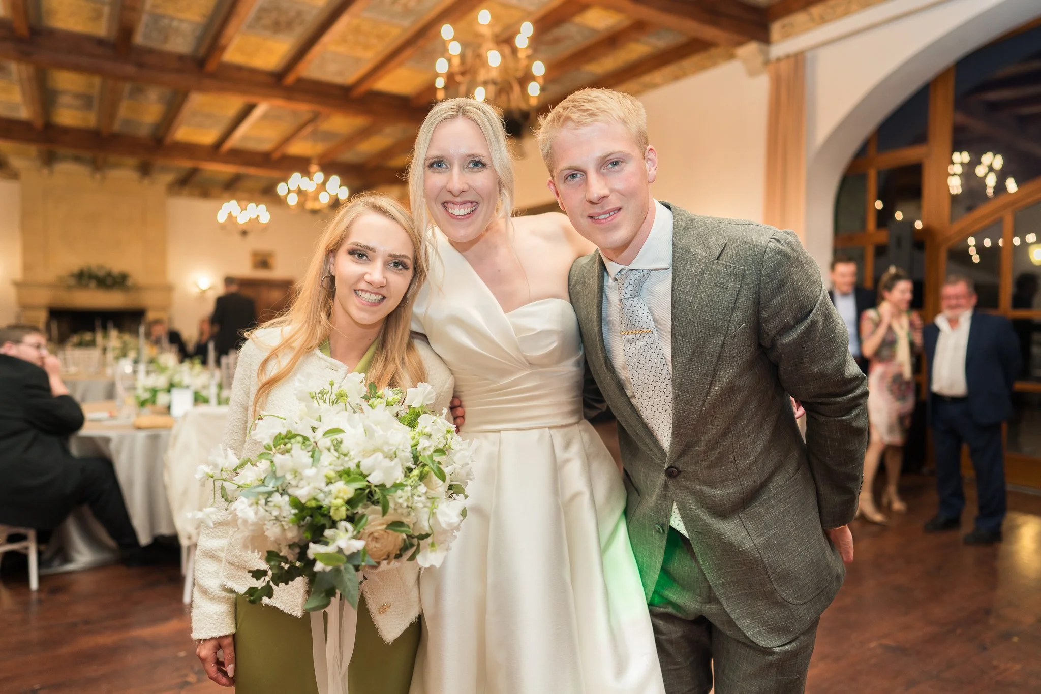 Wedding_Zuzana_and_Clement_Nimerice_Castle_00074.jpg