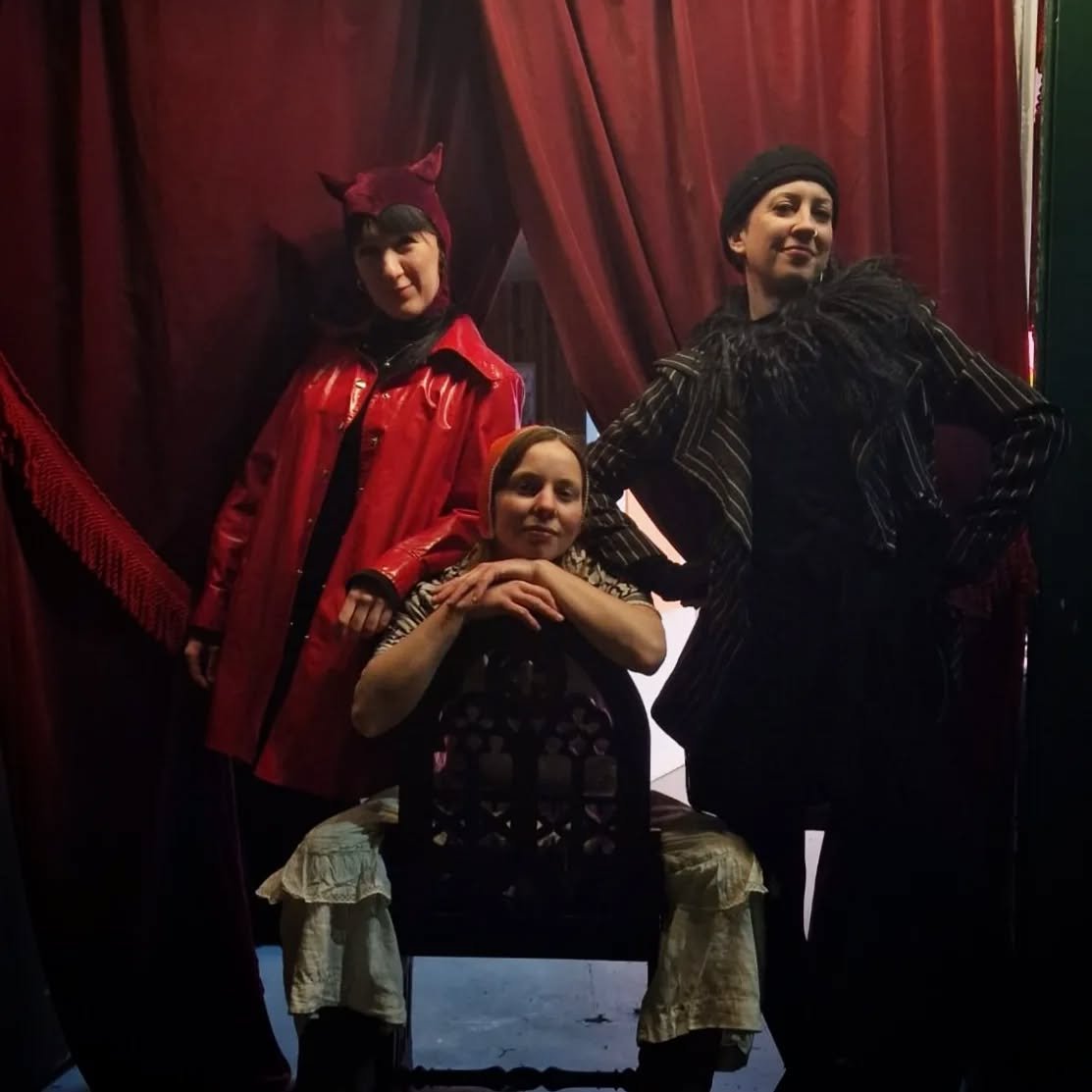 Thank you so much all  for braving that wild weekend and coming to see us at the Chapel 😈👼💀

We had a wonderful time, imbibed the spiced liquor, made merry by the light of the stained glass and offered beer can votives to the shrine of Discontent.