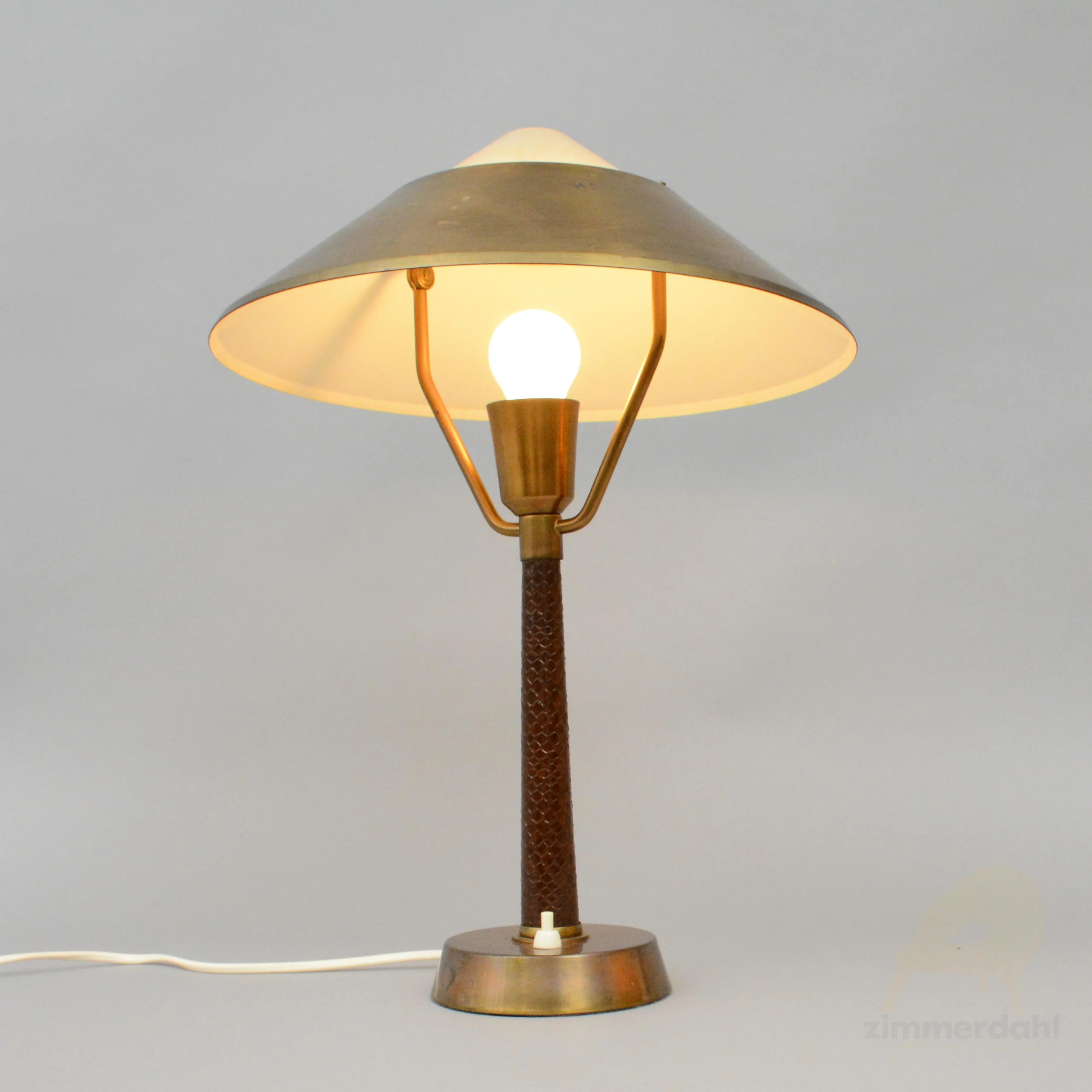 LI 0003 01 Table lamp Hans Bergström Scandinavian Timeless Design.jpg
