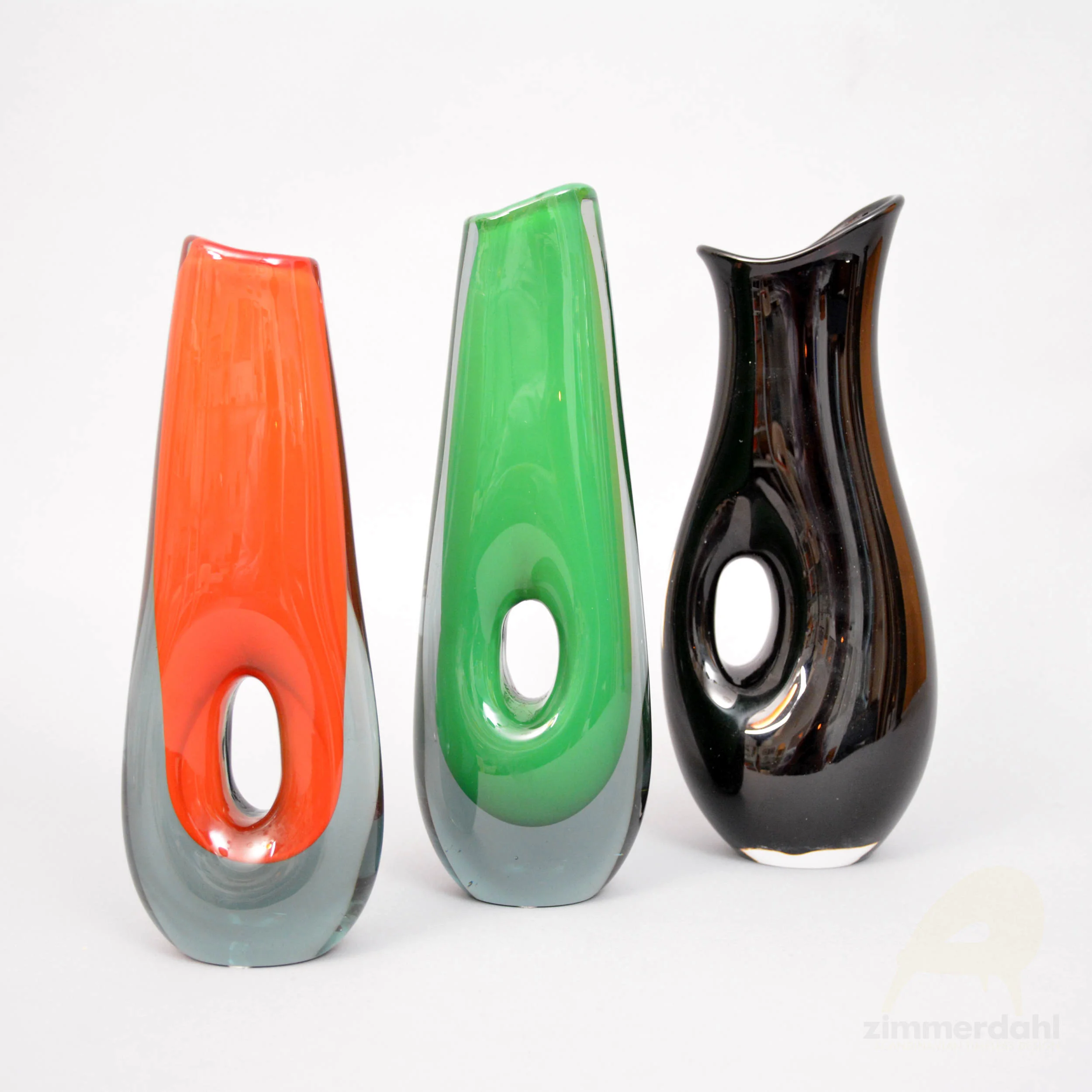 GL 0013 01 Glass Vicke Lindstrand Scandinavian Timeless Design.jpg