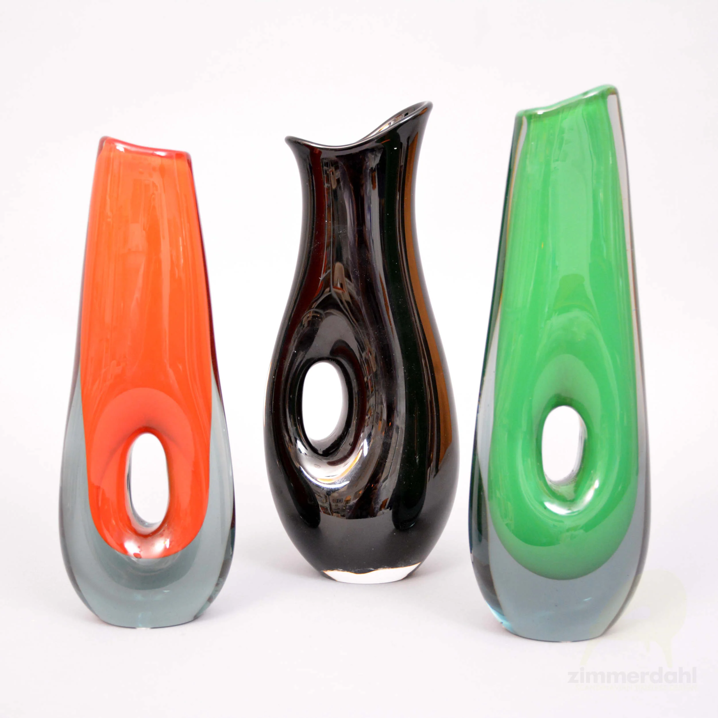 GL 0013 03 Glass Vicke Lindstrand Scandinavian Timeless Design.jpg