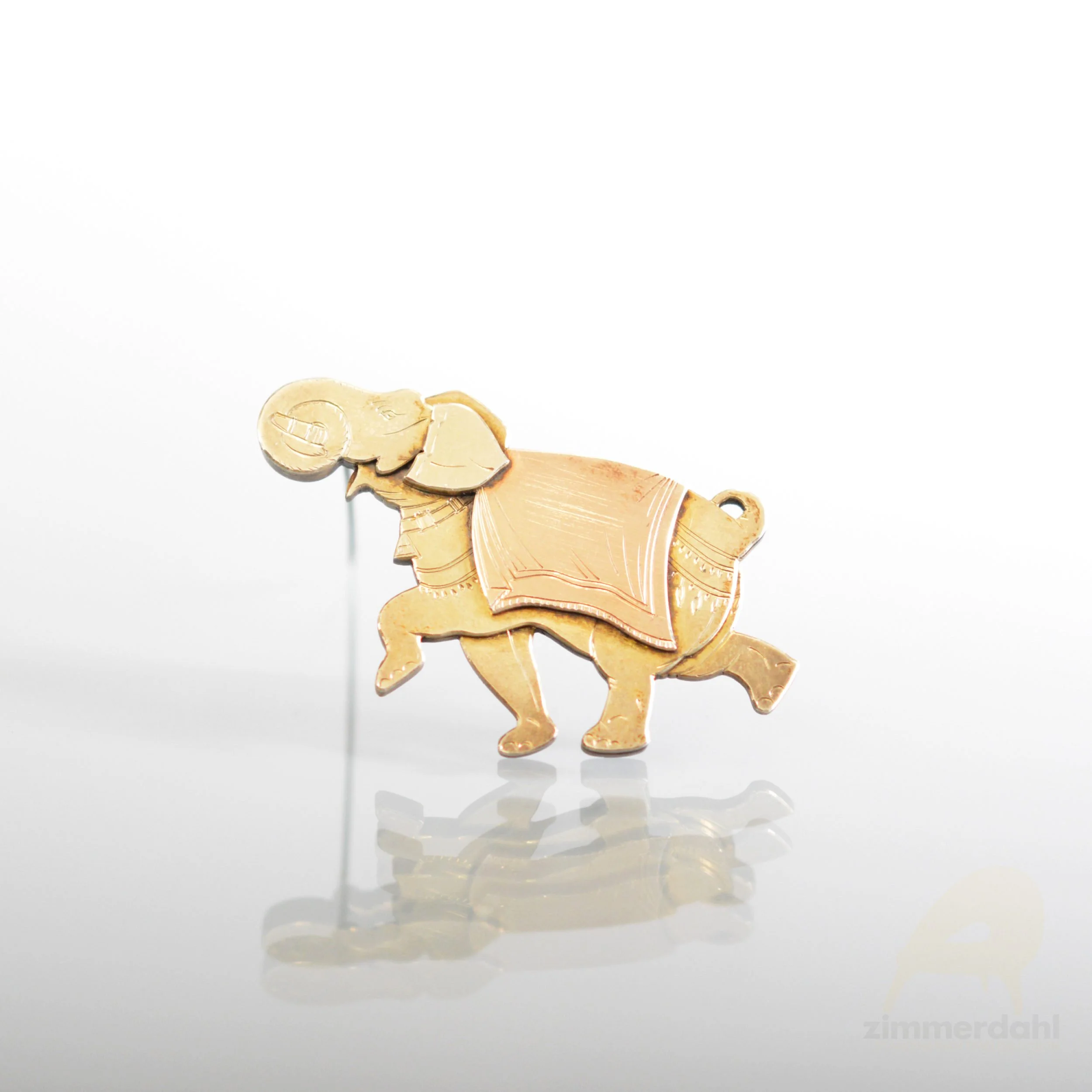 JE 0363 01 Brooch Silver Elephant Wiwen Nilsson Sweden Scandinavian Timeless Design.jpg