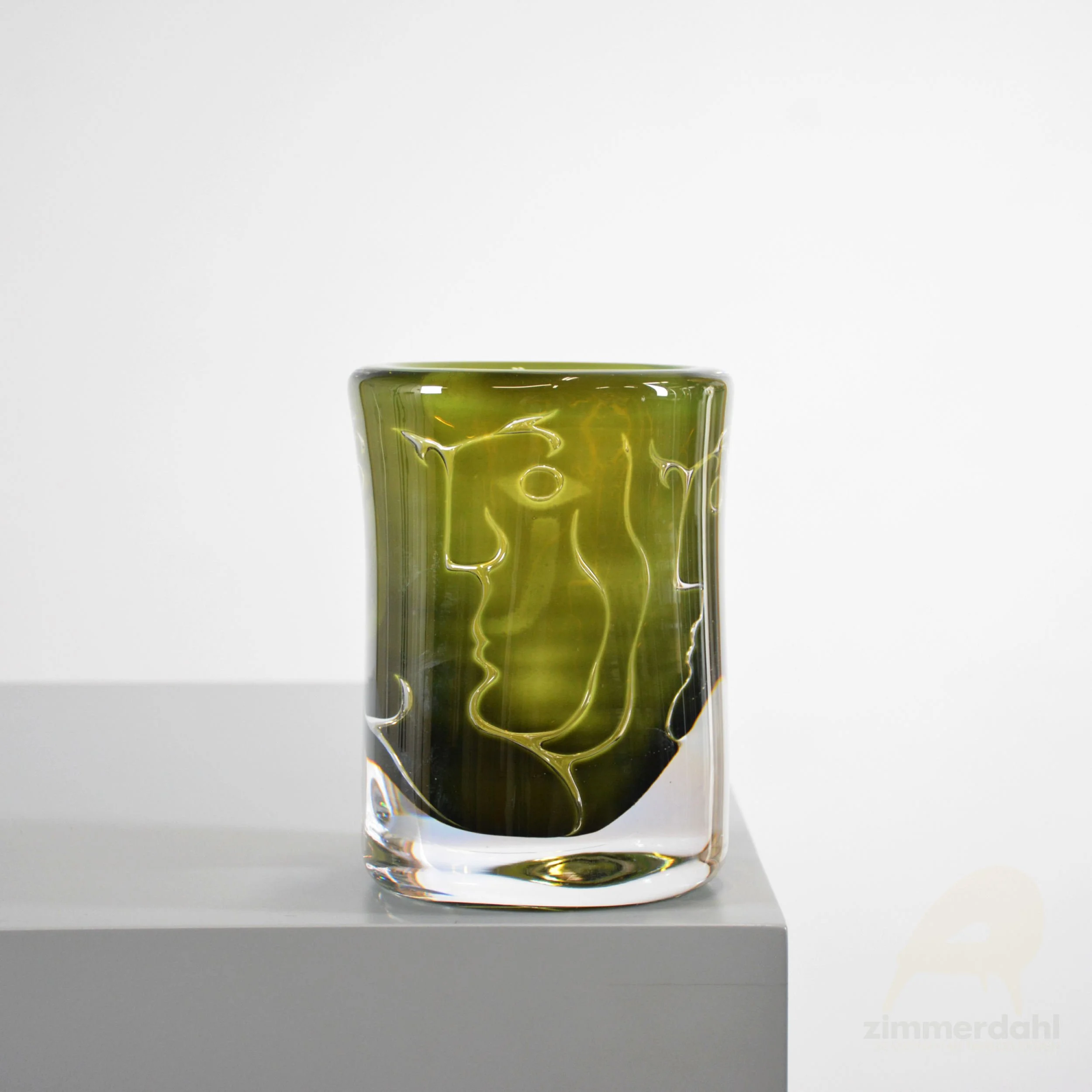 GL 0129 01 Glass Vase Faces Ingeborg Lundin Orrefors Sweden Scandinavian Timeless Design.jpg