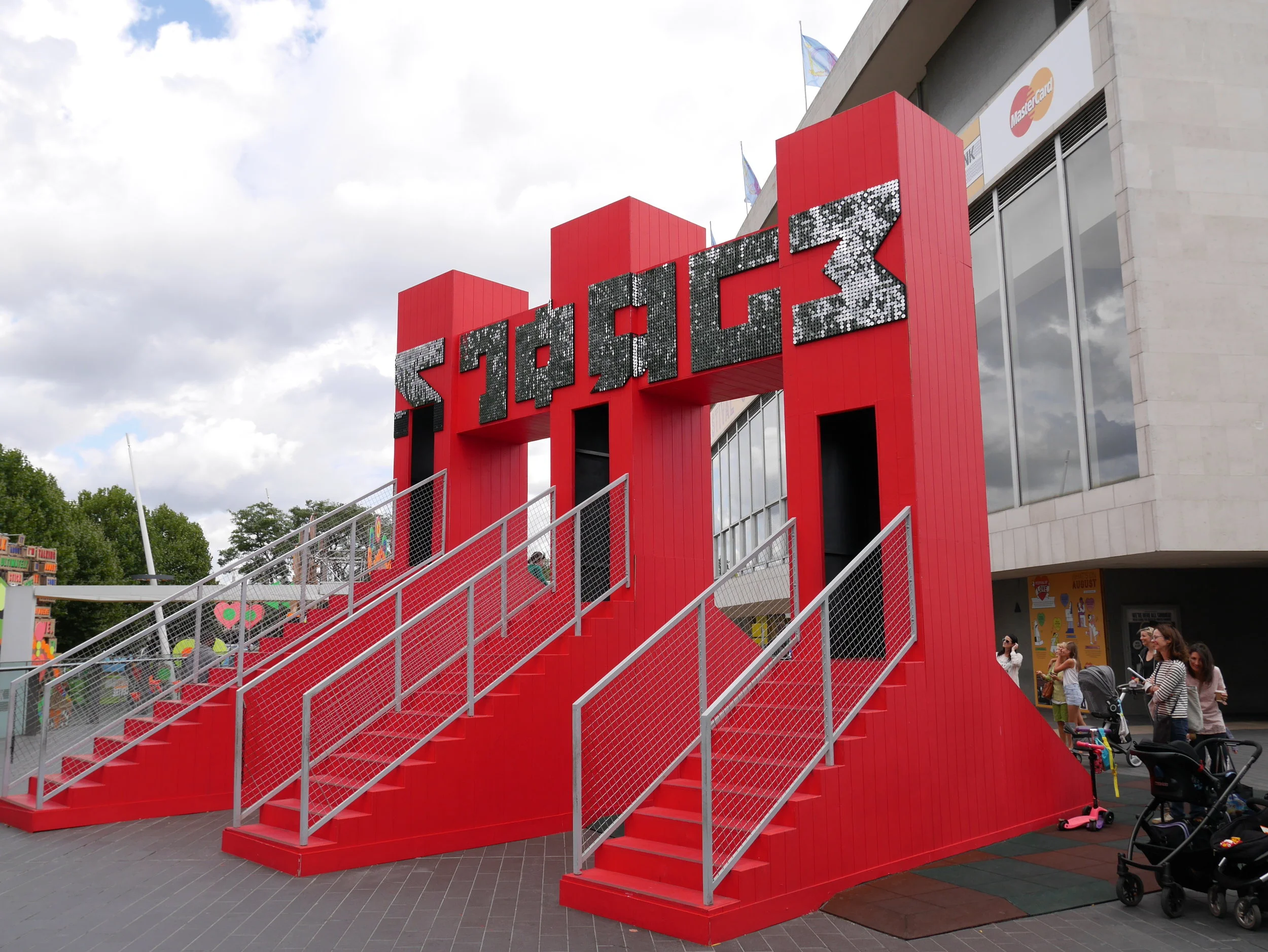 Sliding Gate 2014.JPG