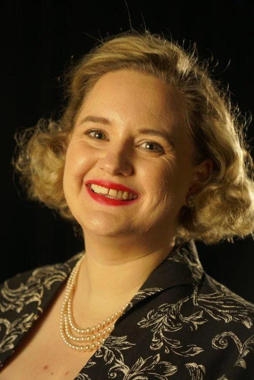 Laura Warwick (Copy)