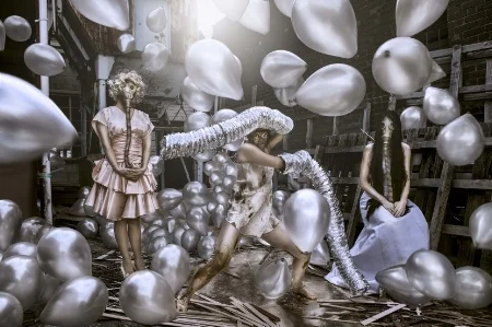 Vikkshayen__Dasshoku_publicty_balloons_3926-Edit-830x553.jpg